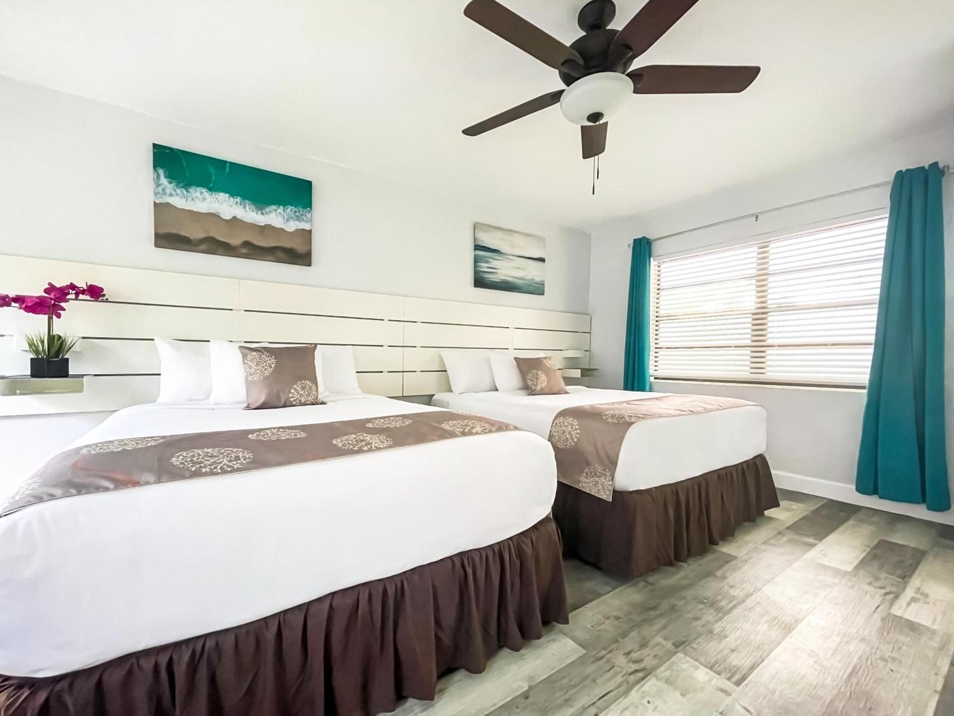 Silver Spray Motel photo 10