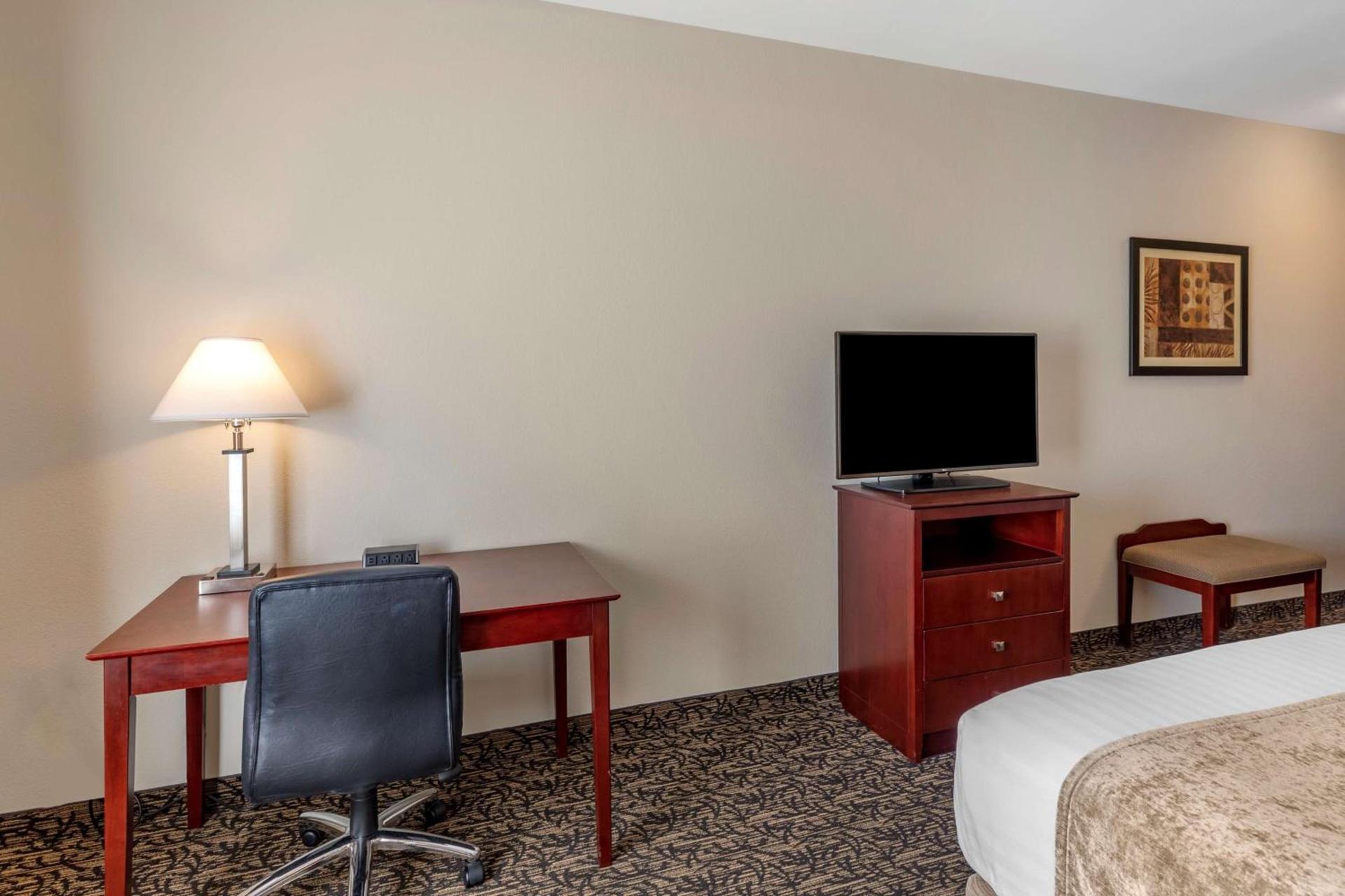 Best Western Plus Boulder Louisville photo 21