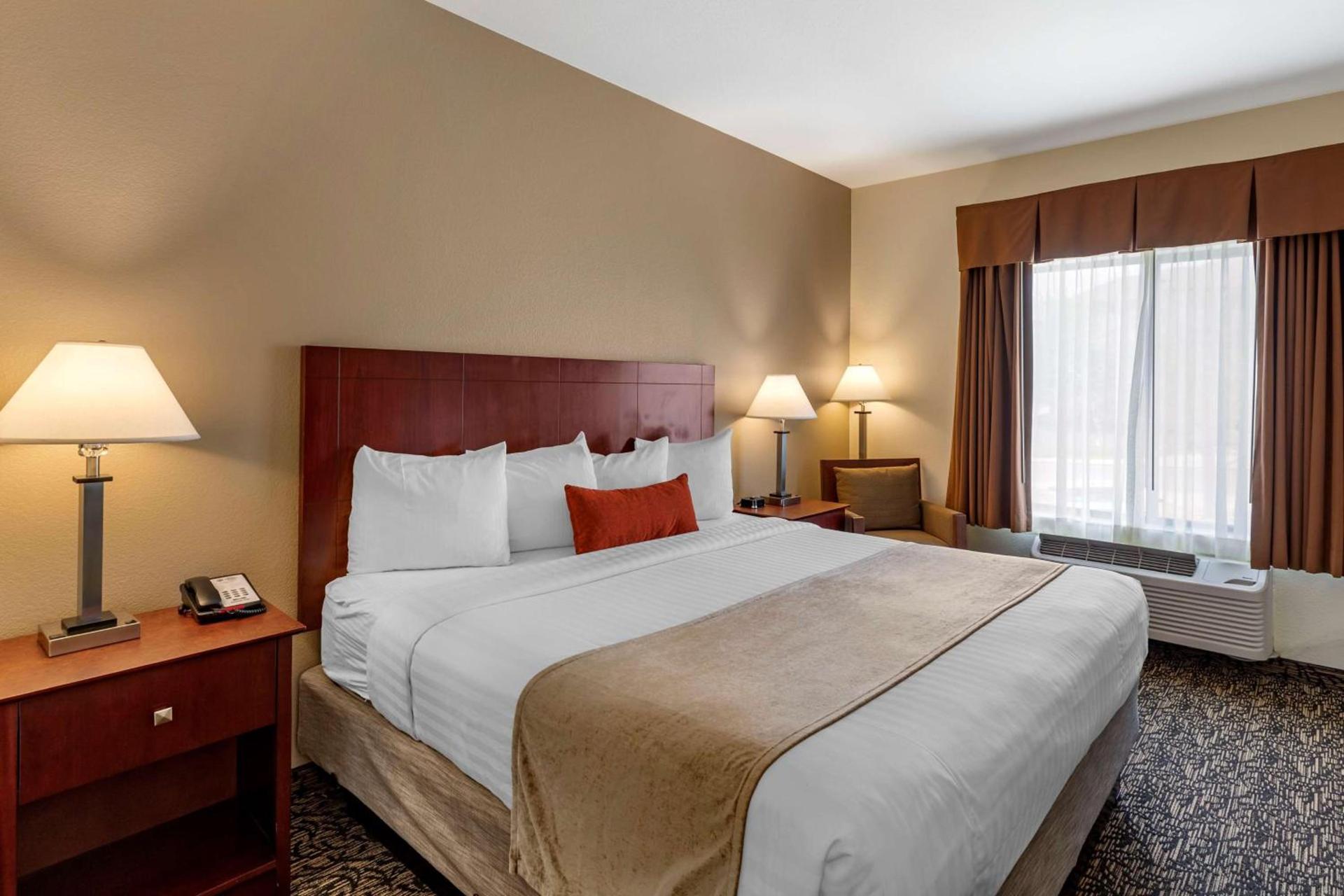 Best Western Plus Boulder Louisville photo 16