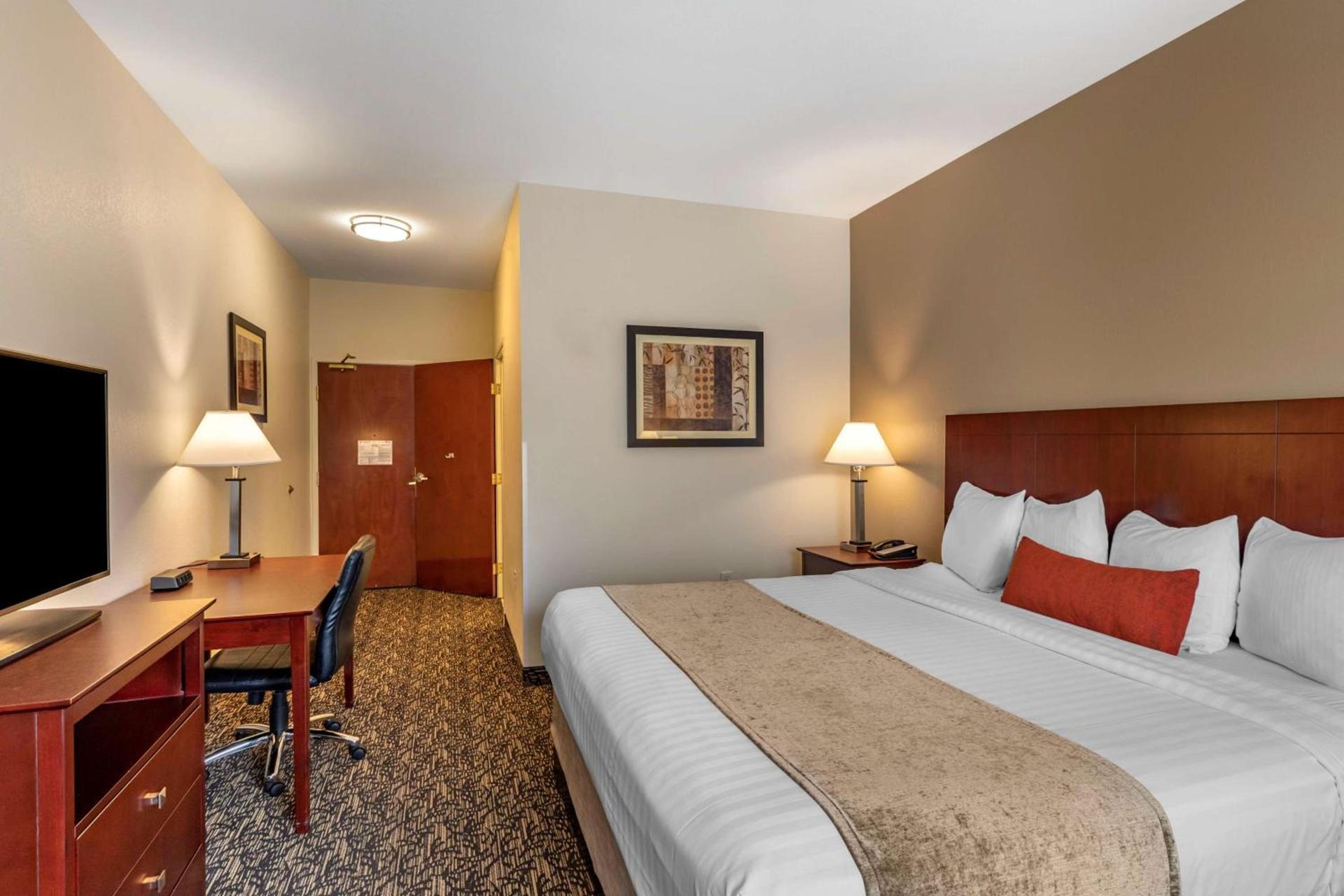 Best Western Plus Boulder Louisville photo 23