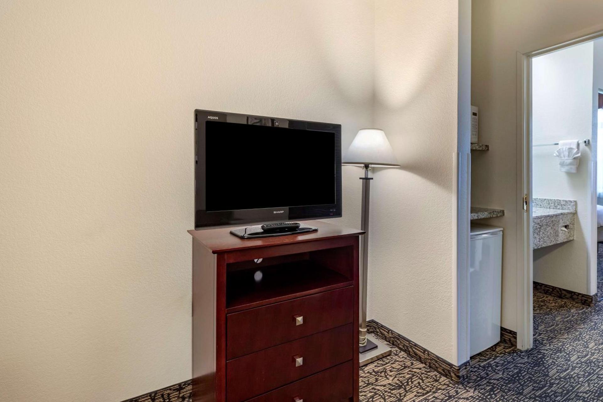 Best Western Plus Boulder Louisville photo 28