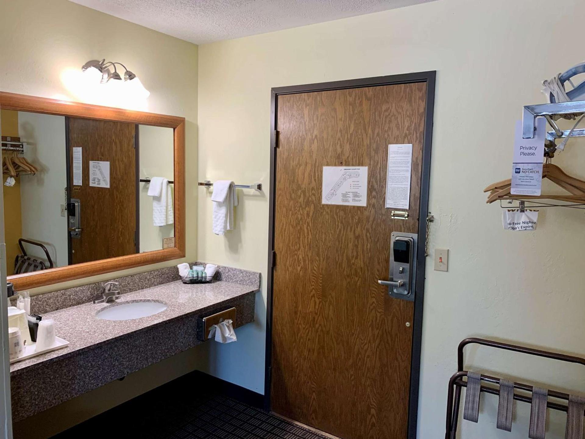 Best Western Maritime Inn photo 18