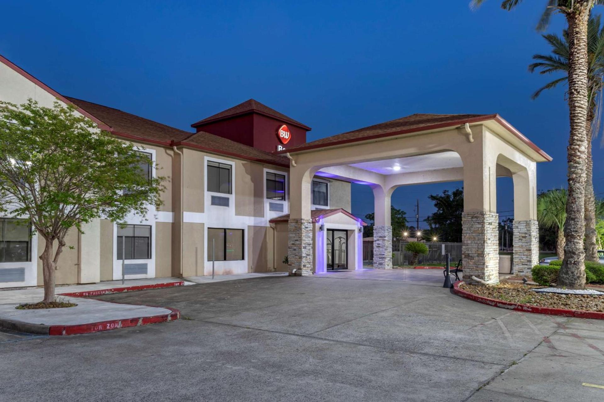 Best Western Plus Orange County photo 6