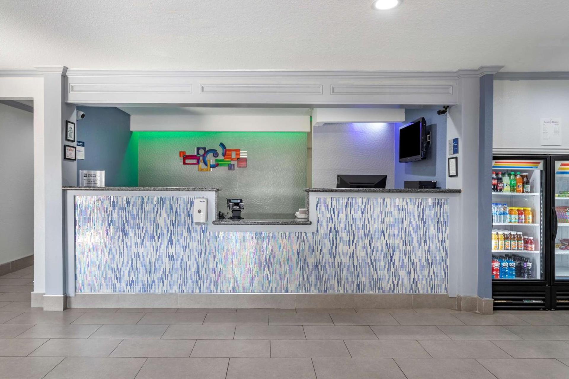 Best Western Plus Orange County photo 7