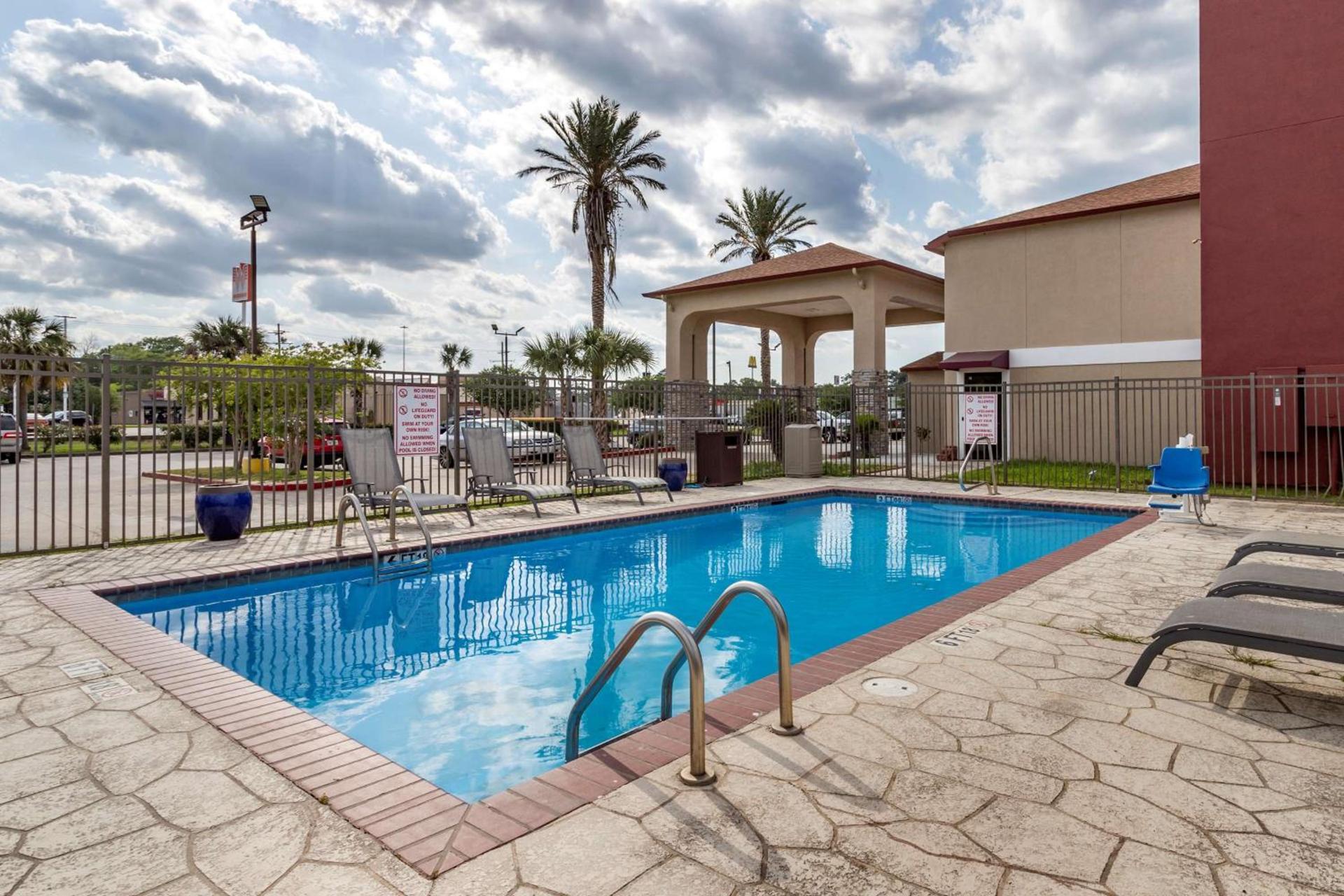 Best Western Plus Orange County photo 3