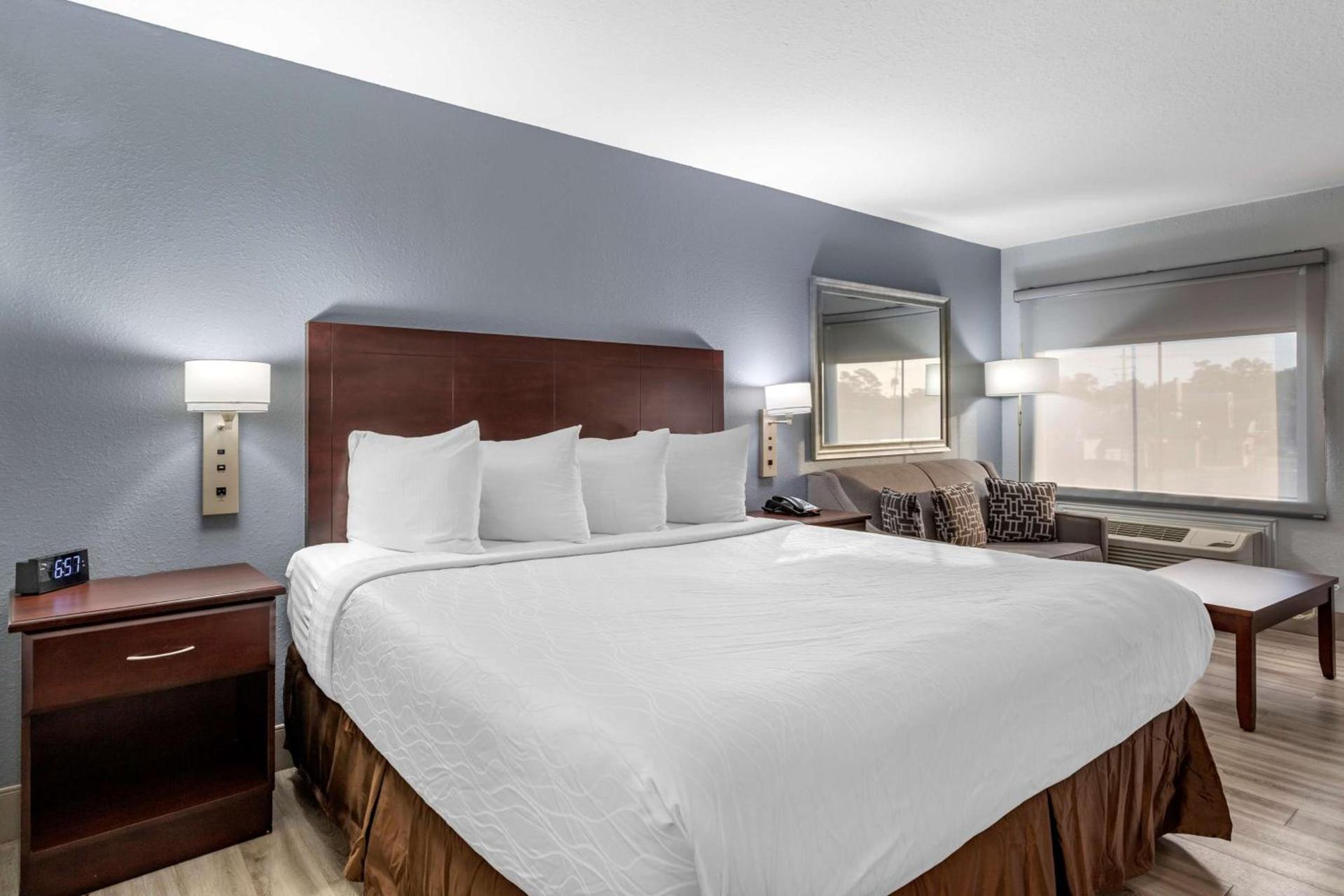 Best Western Plus Orange County photo 25