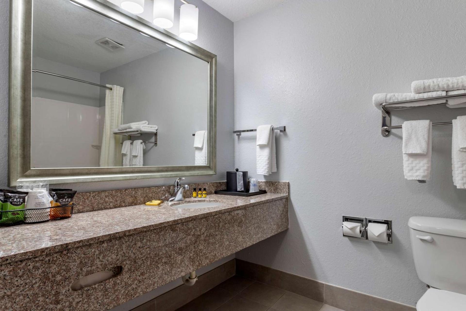 Best Western Plus Orange County photo 13