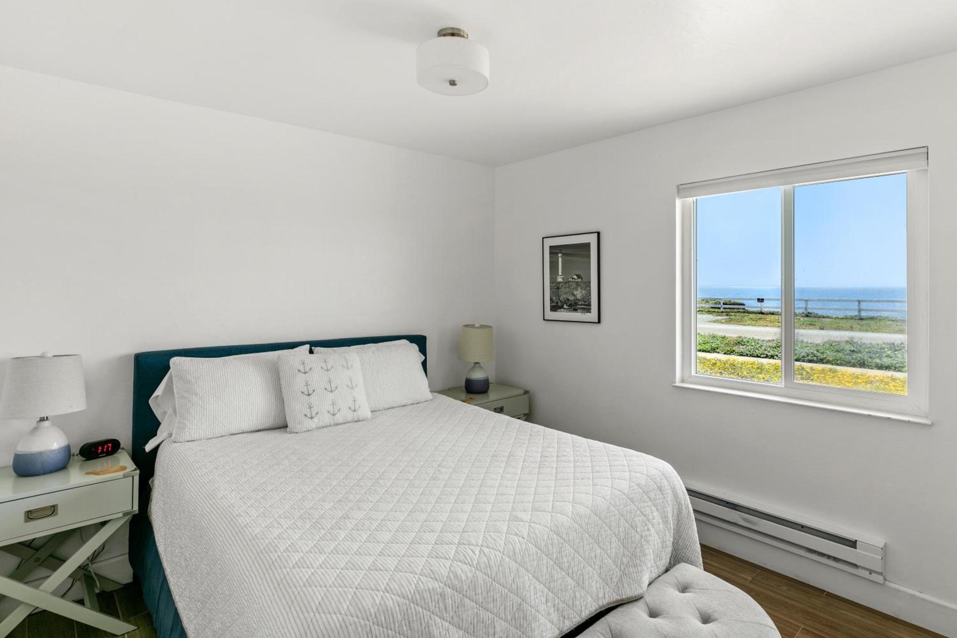 Point Arena Lighthouse photo 92