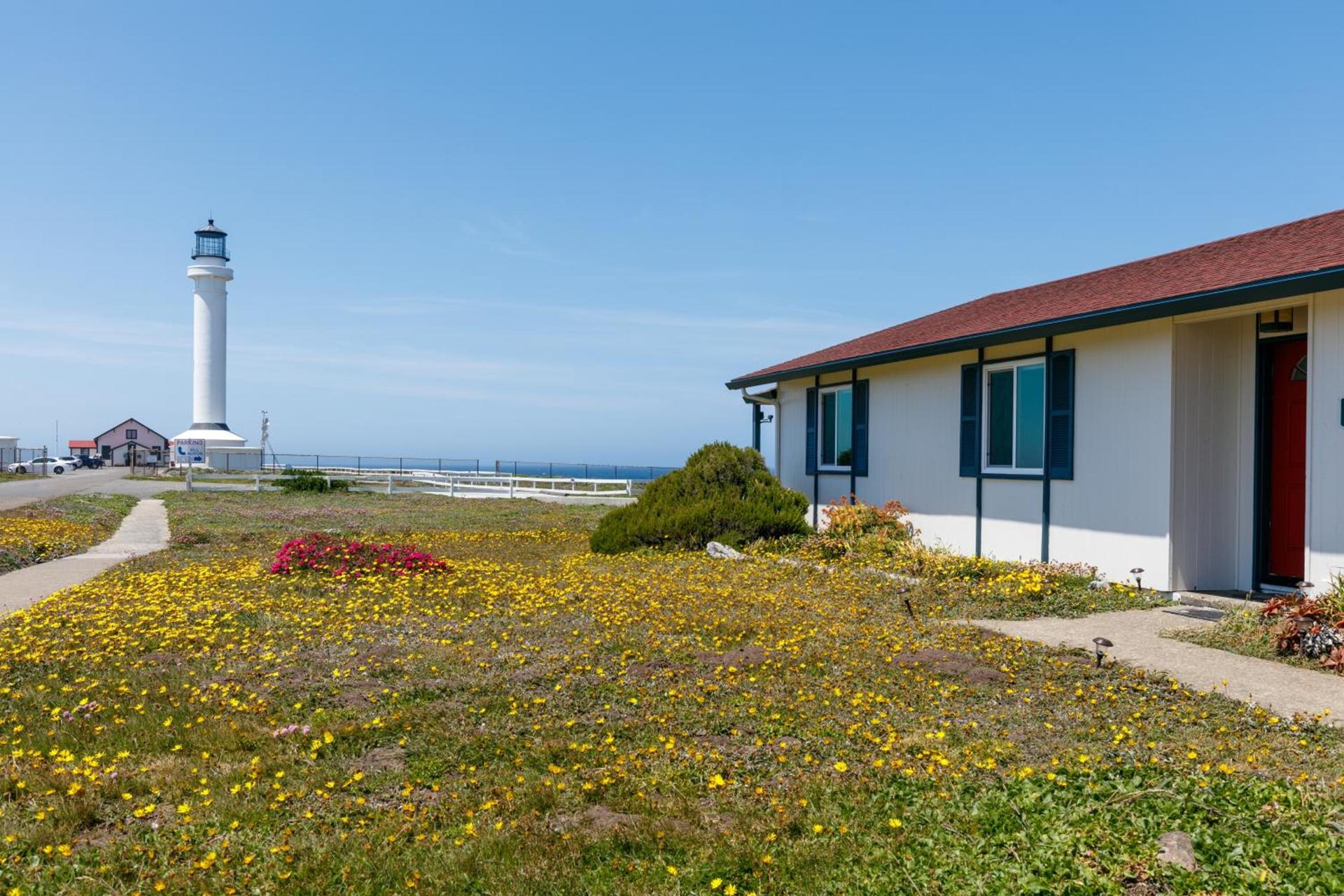 Point Arena Lighthouse photo 100