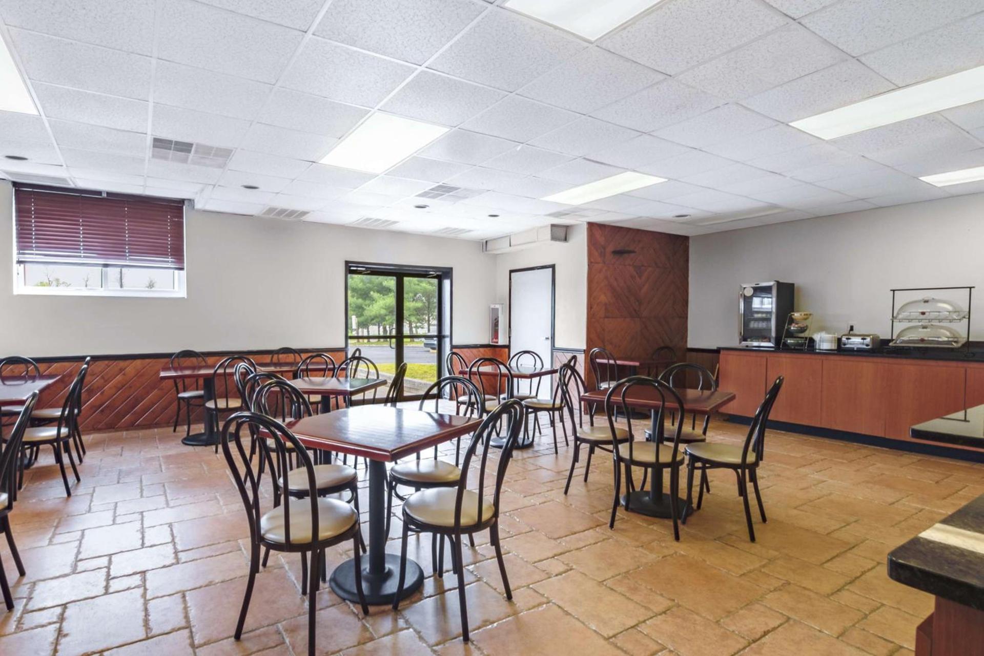 SureStay Plus Hotel by Best Western McGuire AFB Jackson photo 6