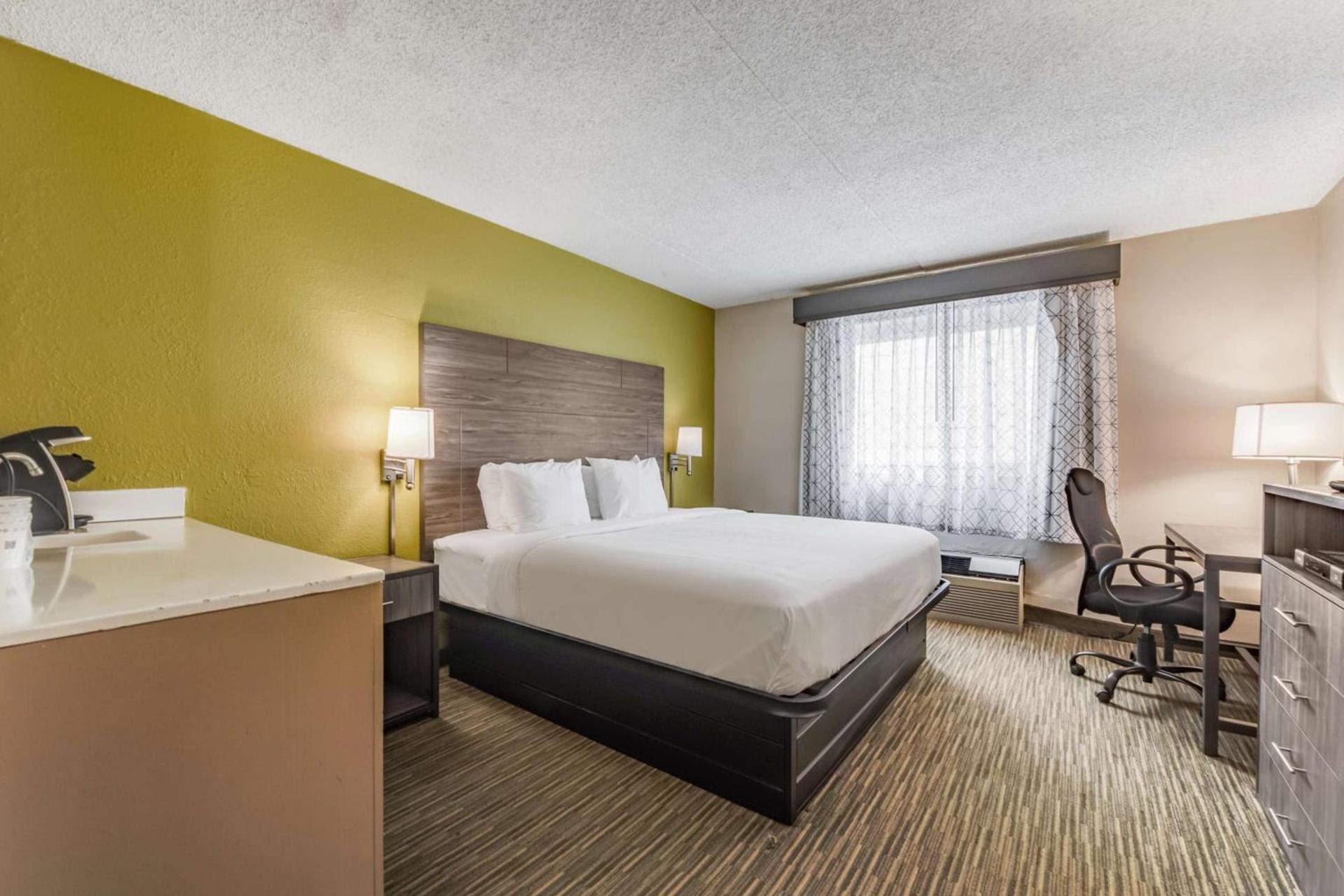 SureStay Plus Hotel by Best Western McGuire AFB Jackson photo 10