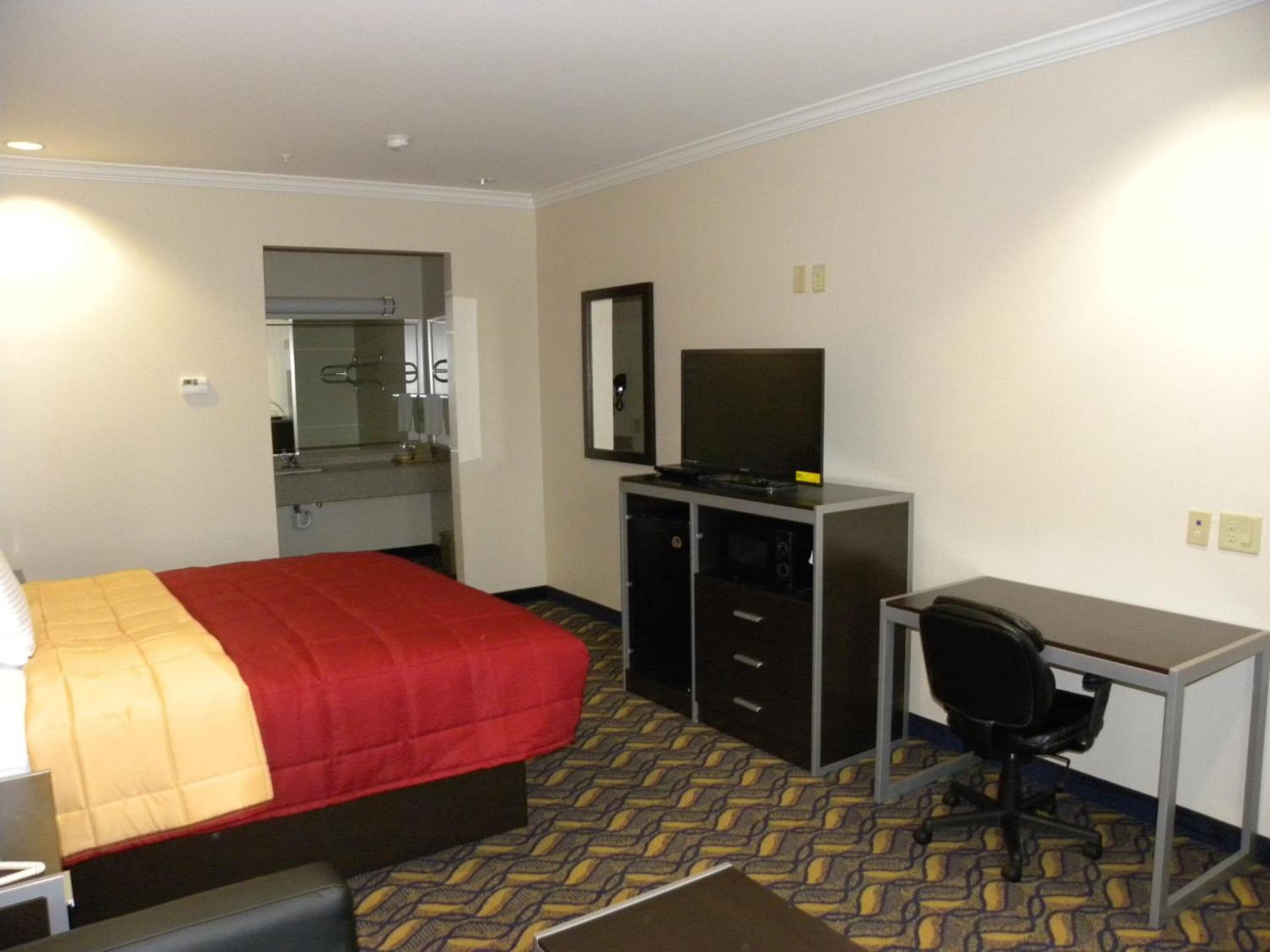 Palace Inn Kingwood photo 13