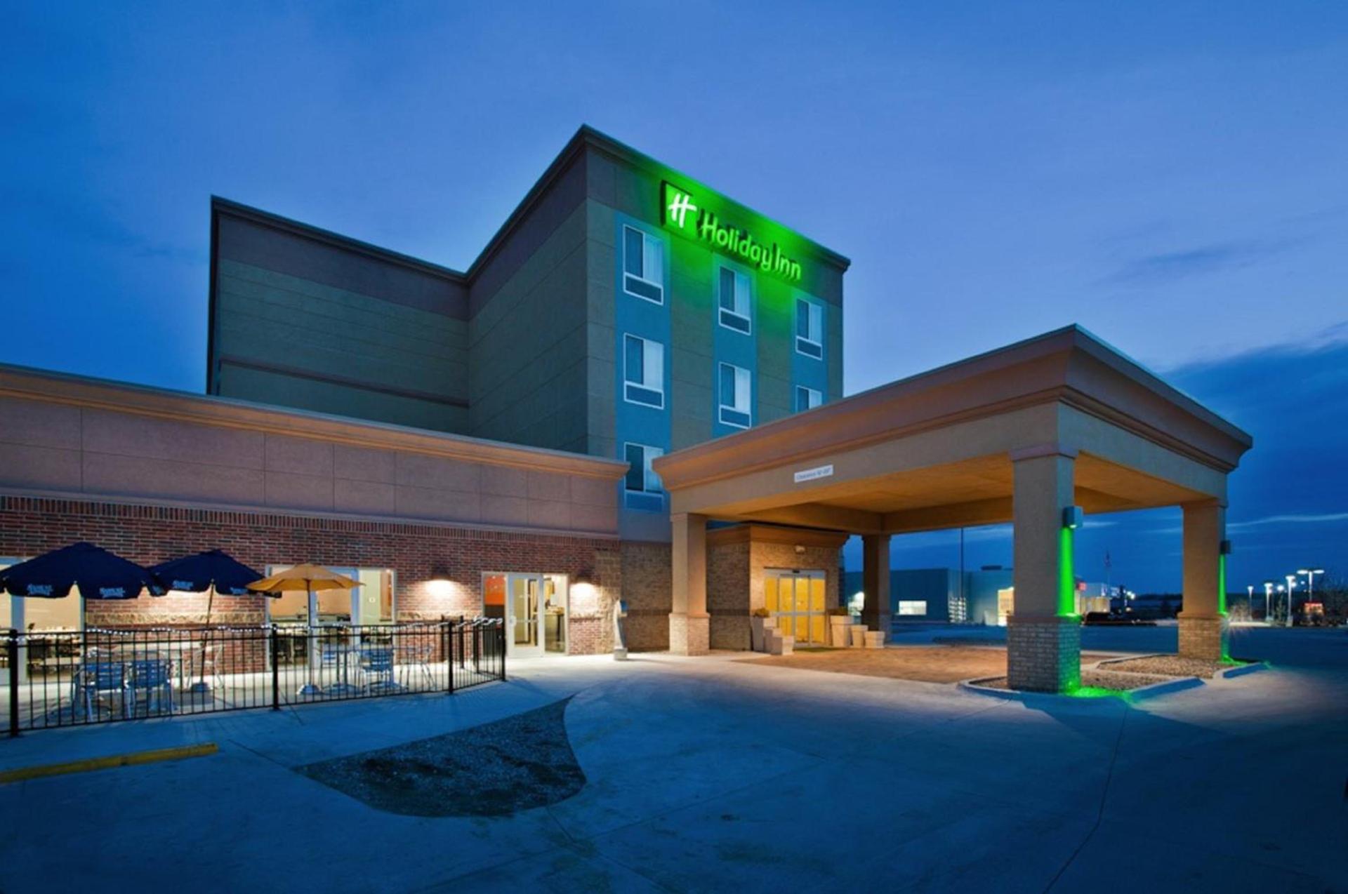 Holiday Inn Lincoln Southwest by IHG photo 2