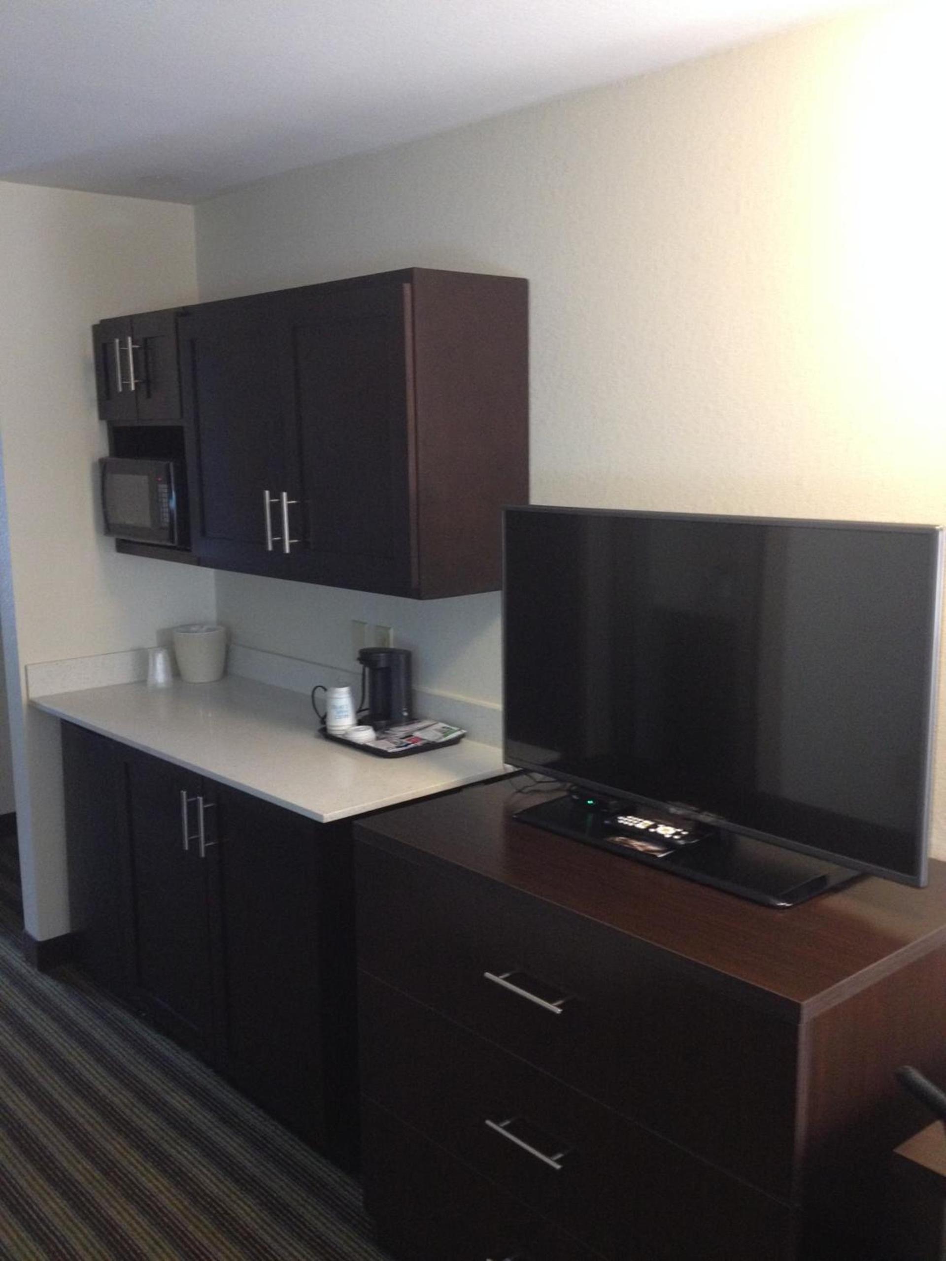 Holiday Inn Express Montgomery East I-85 by IHG photo 3