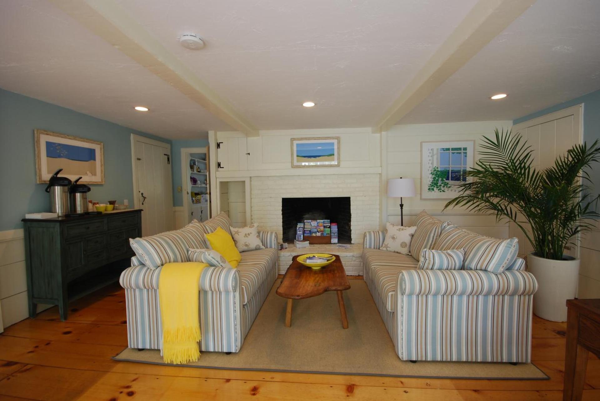 Chatham Seafarer Inn photo 17