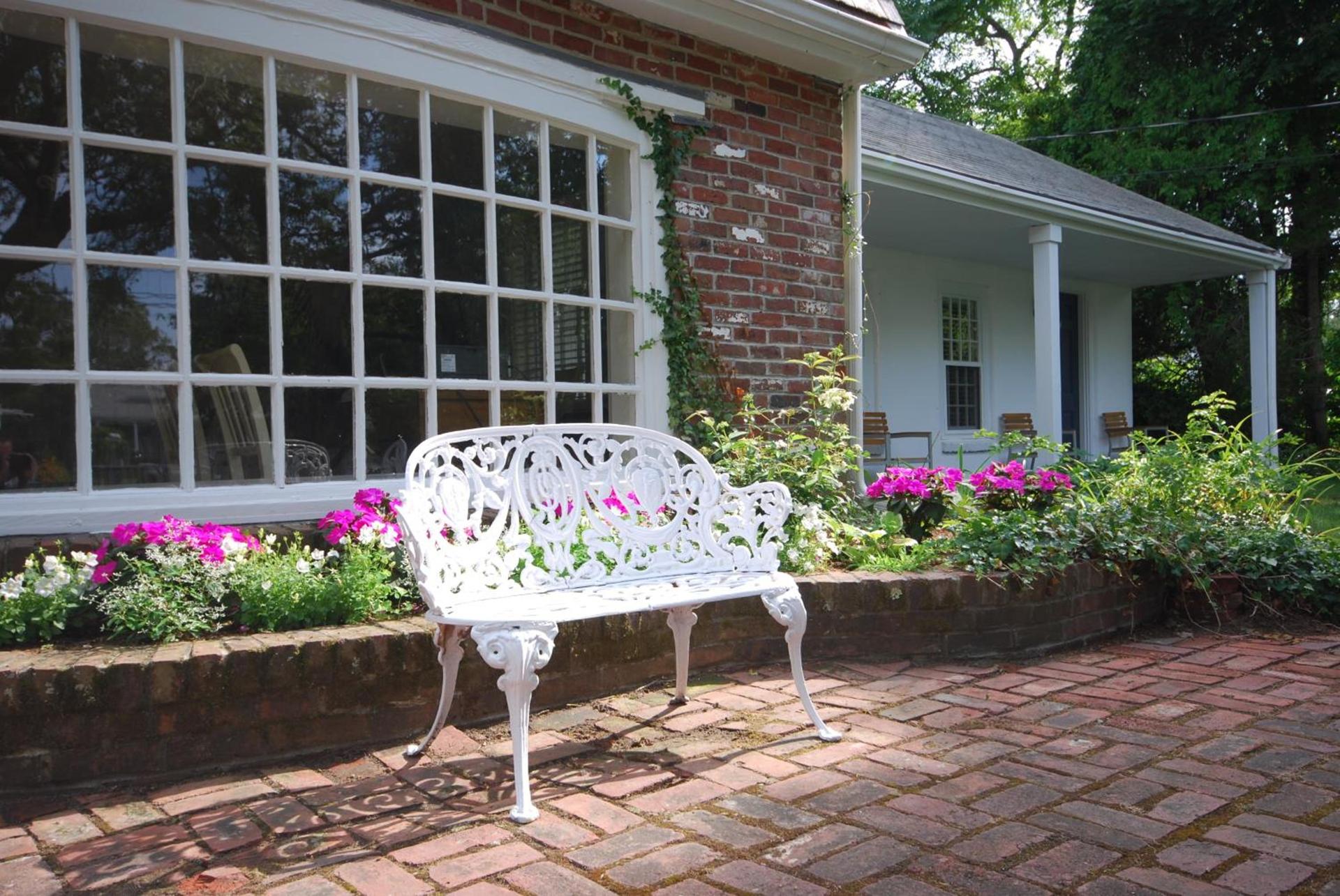 Chatham Seafarer Inn photo 4