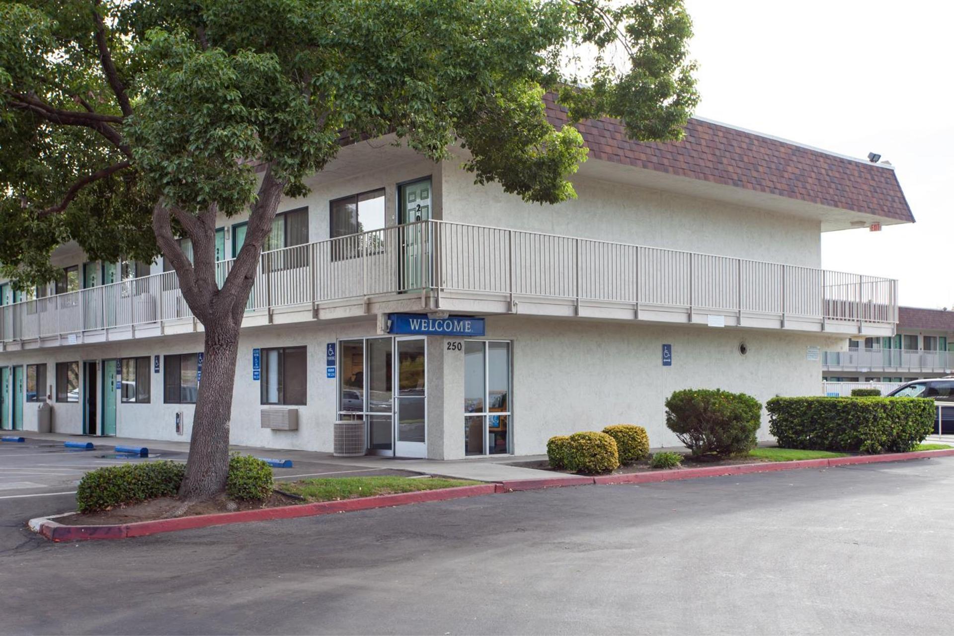 Park Inn by Radisson, Turlock photo 23