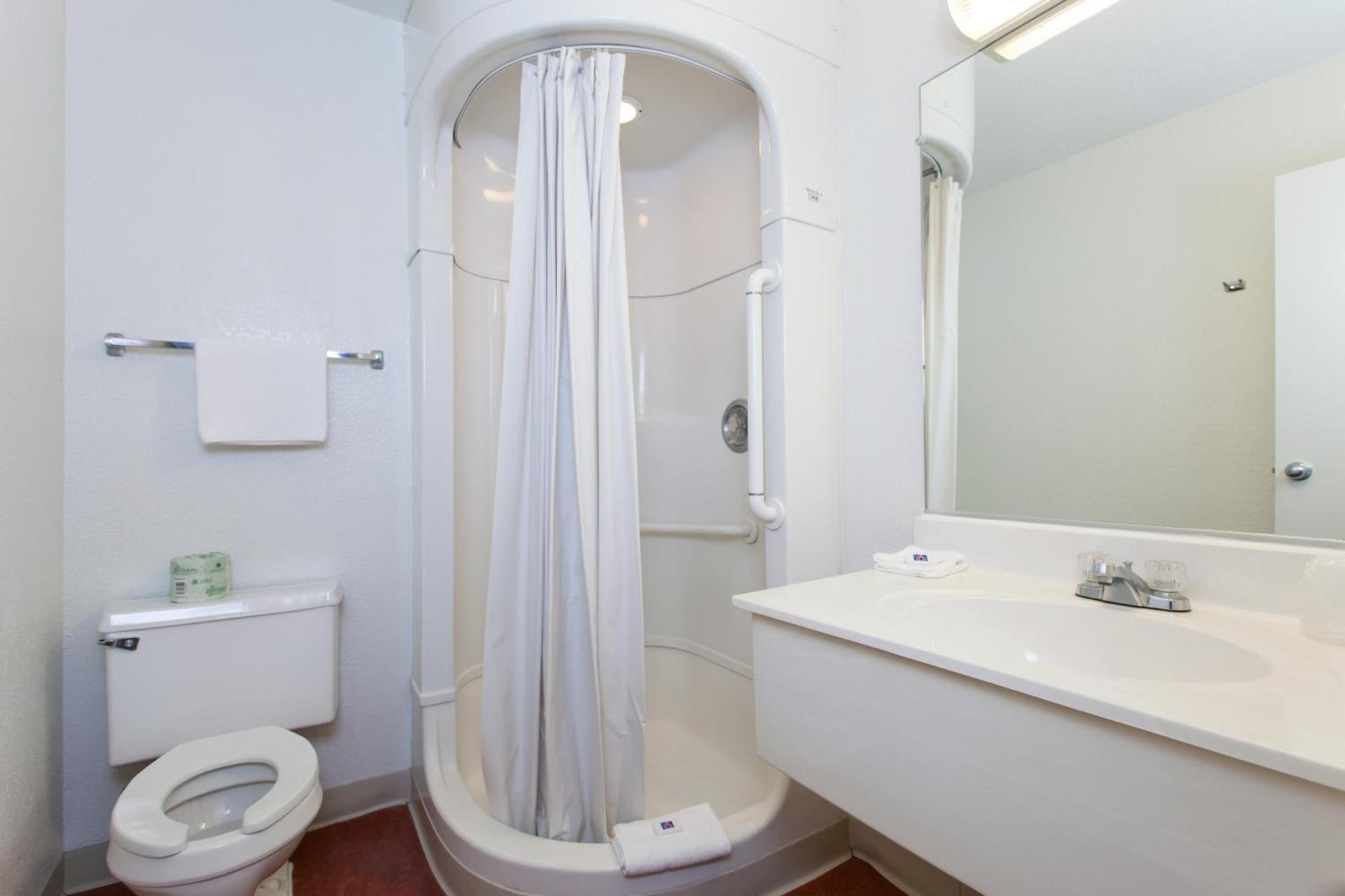 Park Inn by Radisson, Turlock photo 25