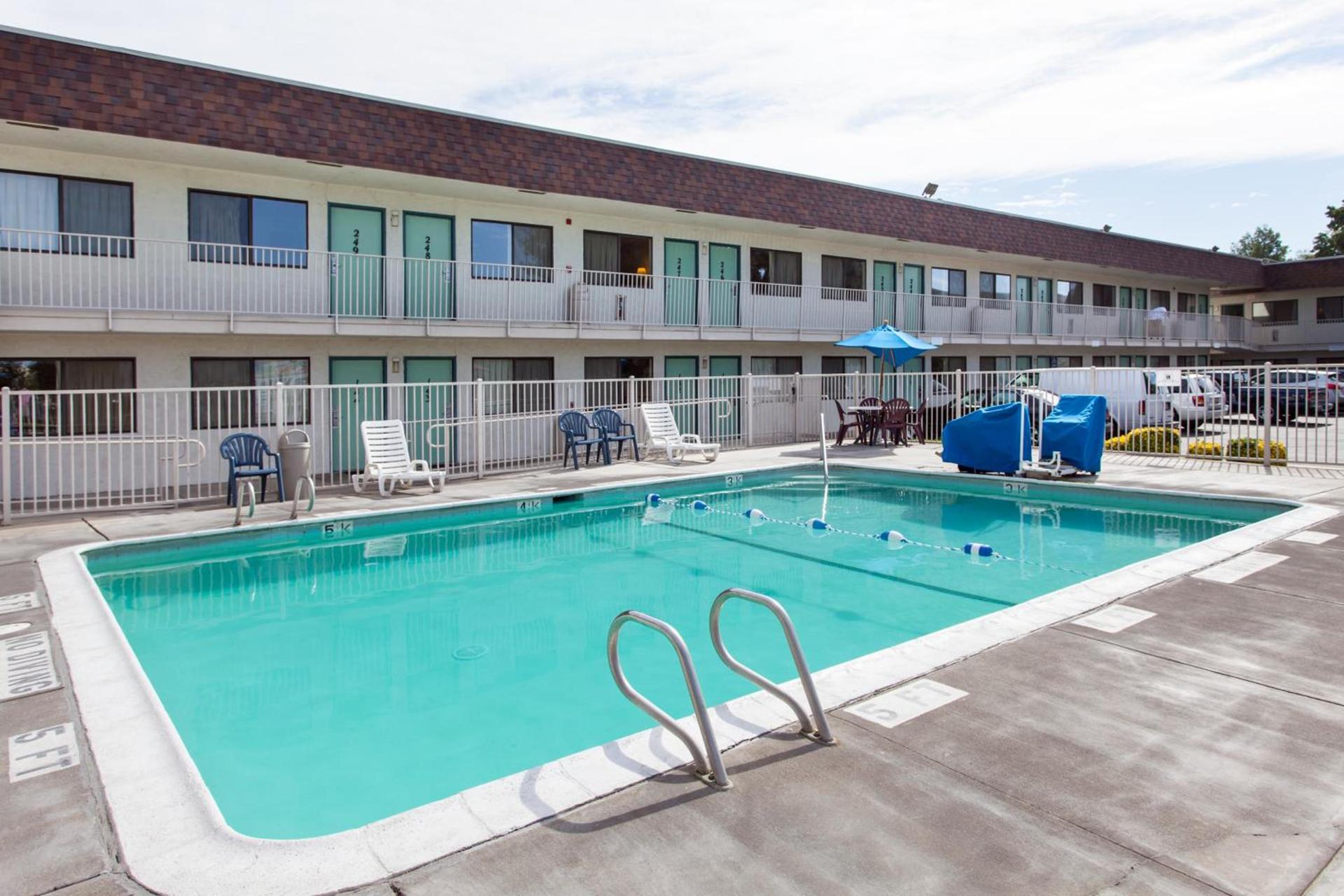 Park Inn by Radisson, Turlock photo 19