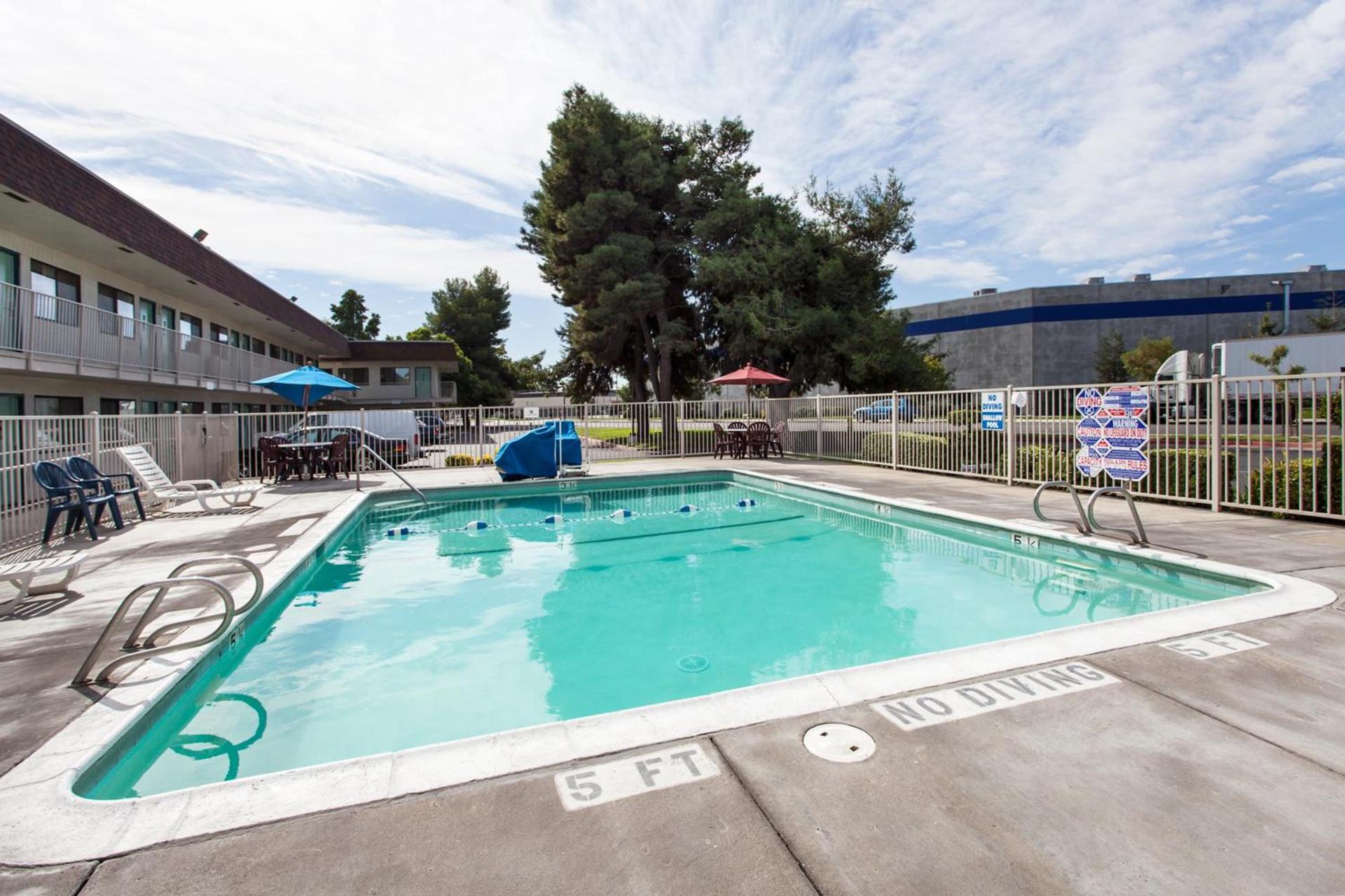 Park Inn by Radisson, Turlock photo 22