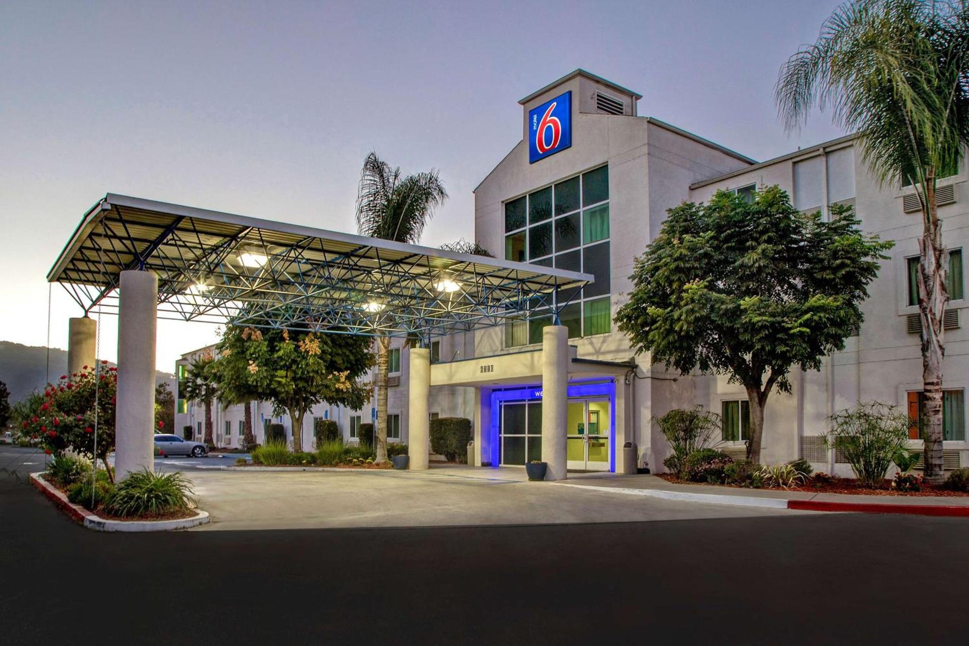 Motel 6-Gilroy, CA — hotel in Gilroy