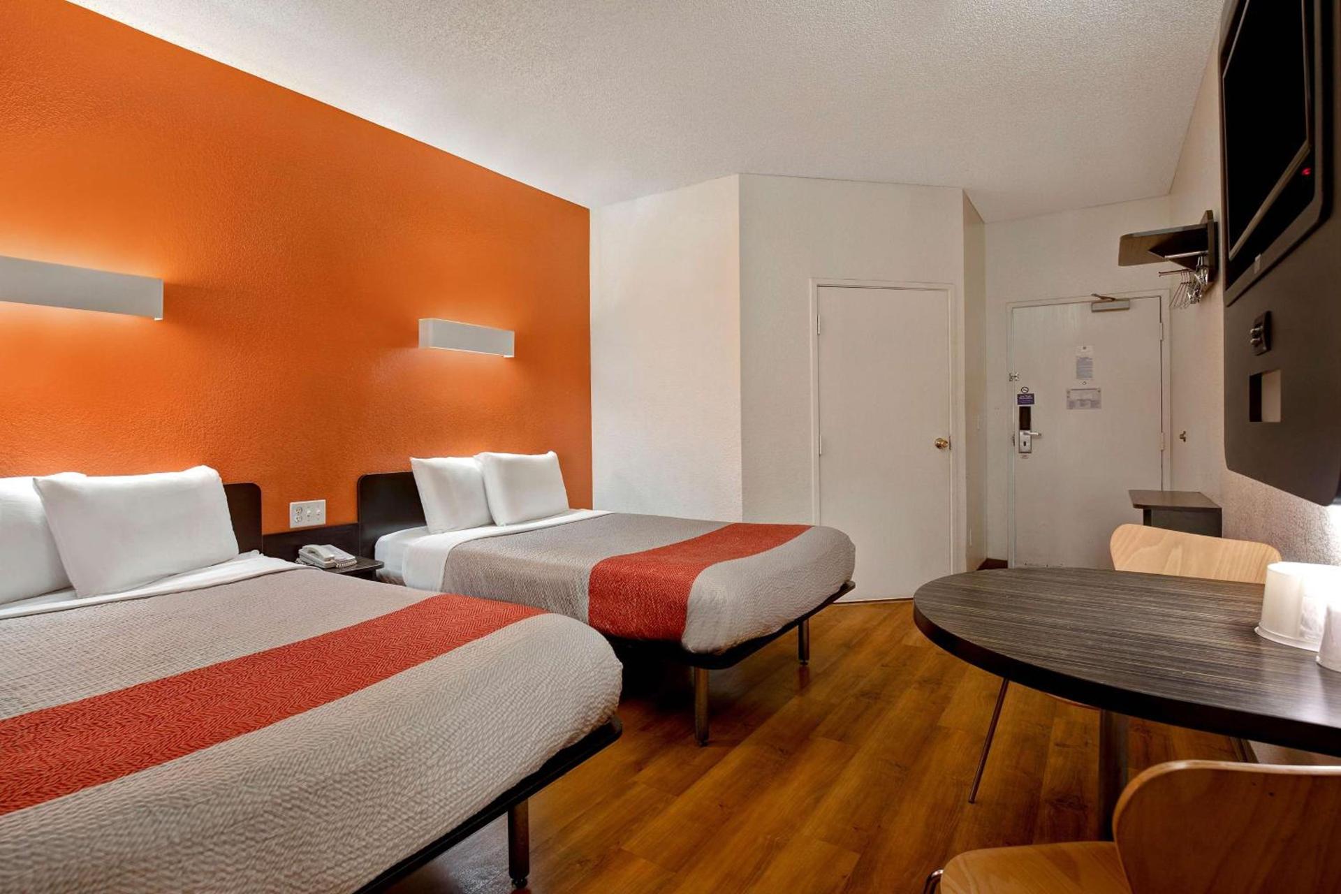 Motel 6-Gilroy, CA photo 16