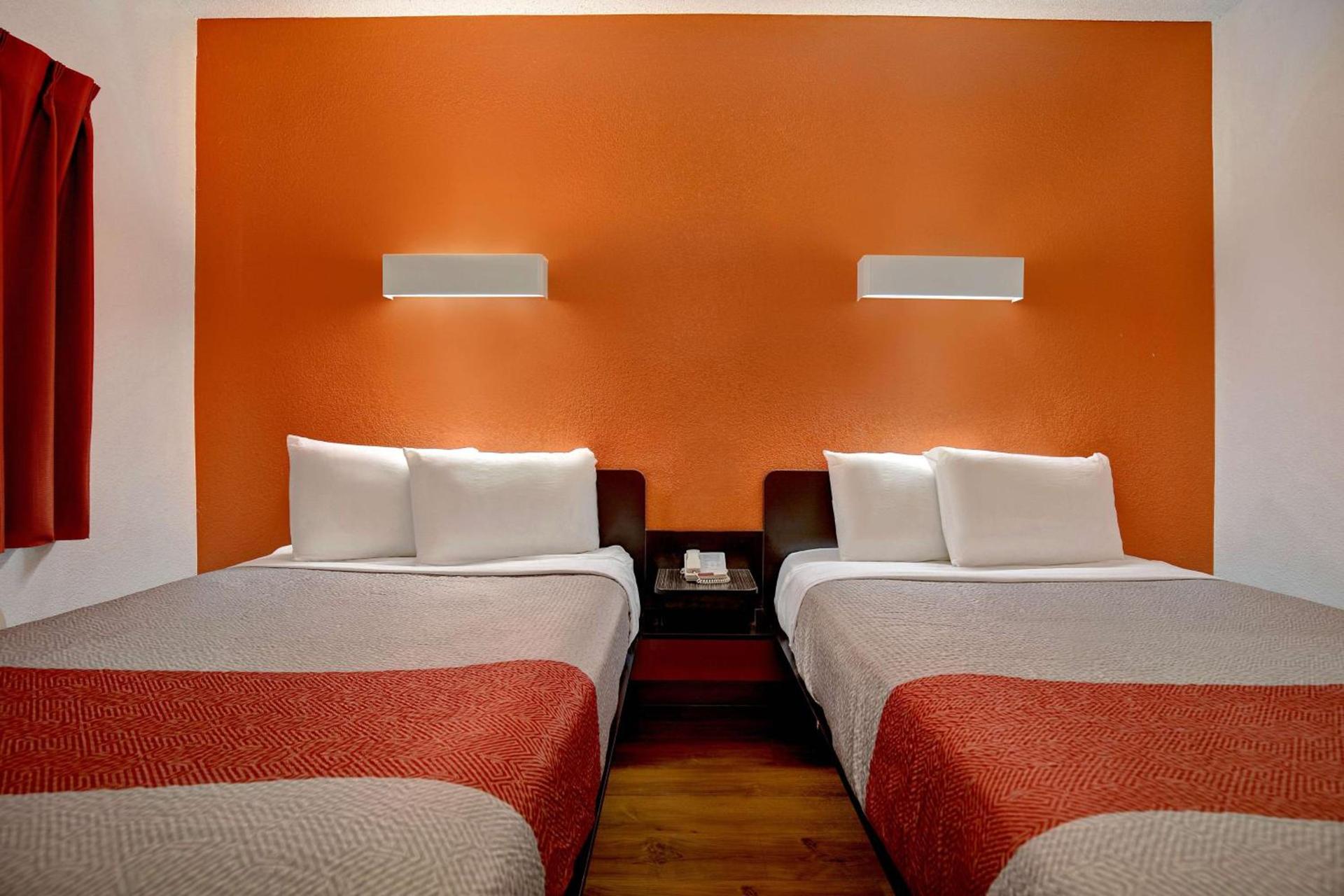 Motel 6-Gilroy, CA photo 14