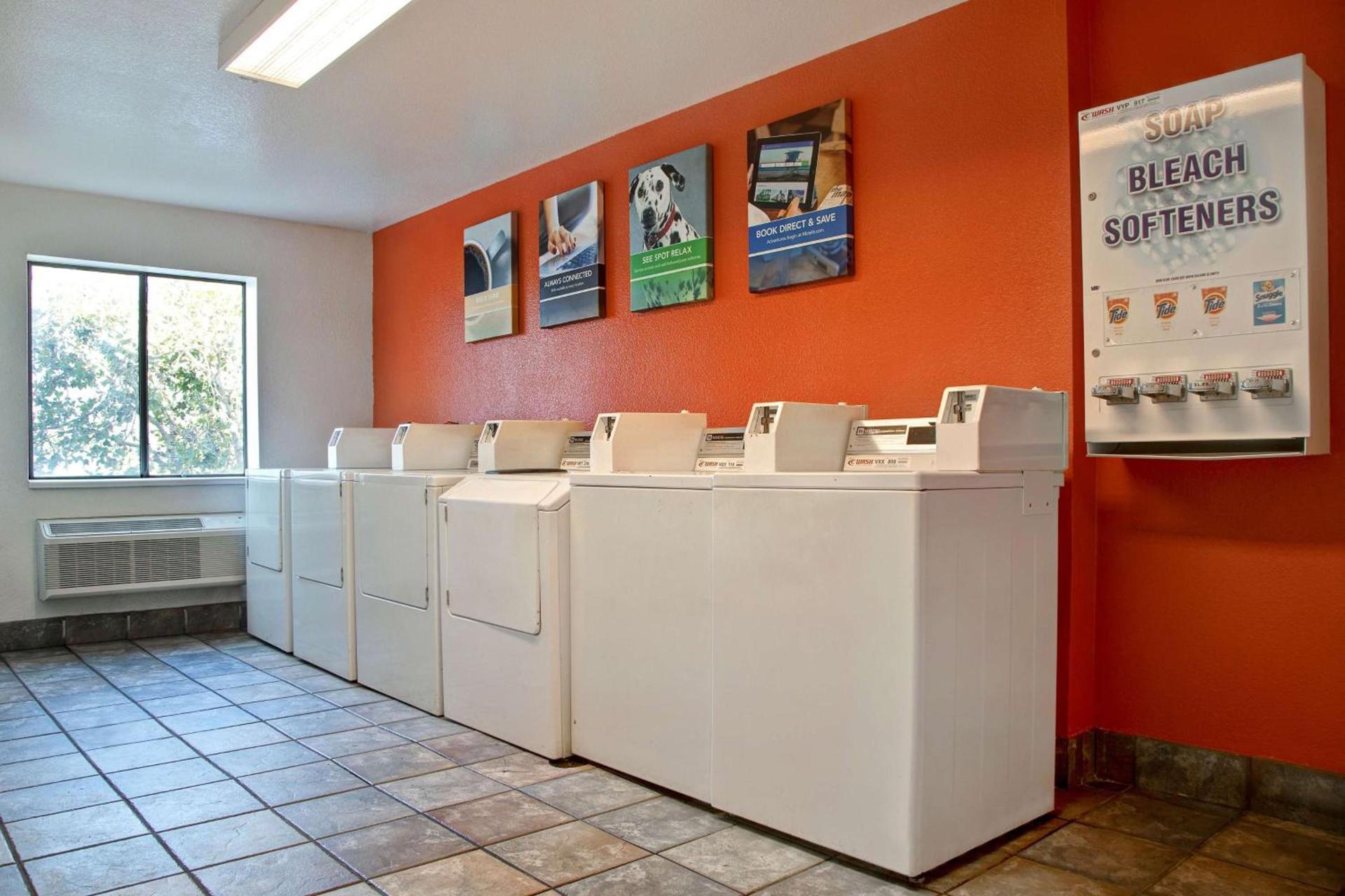 Motel 6-Gilroy, CA photo 21