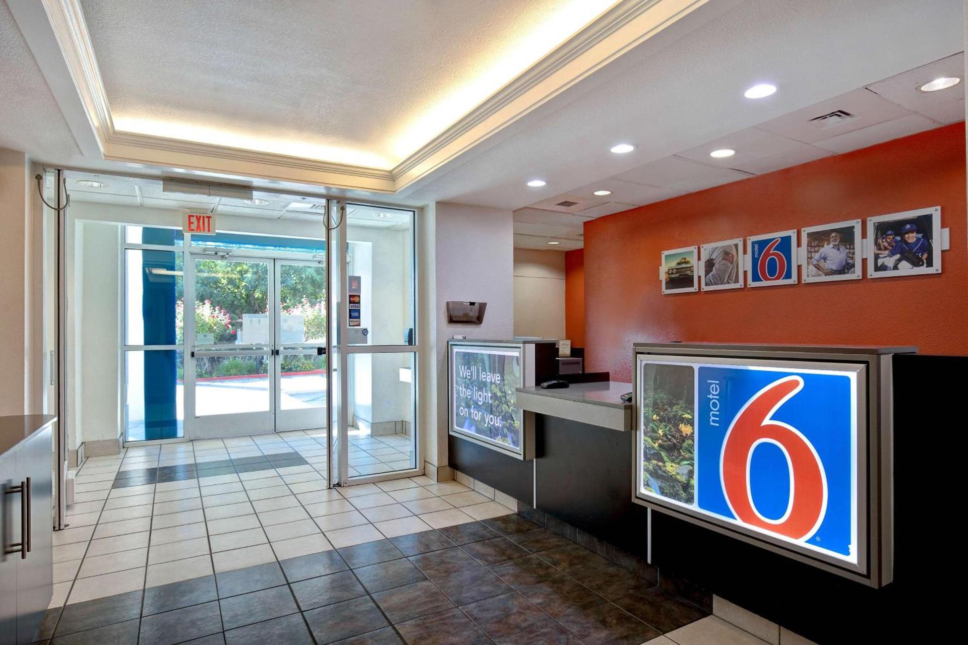 Motel 6-Gilroy, CA photo 20