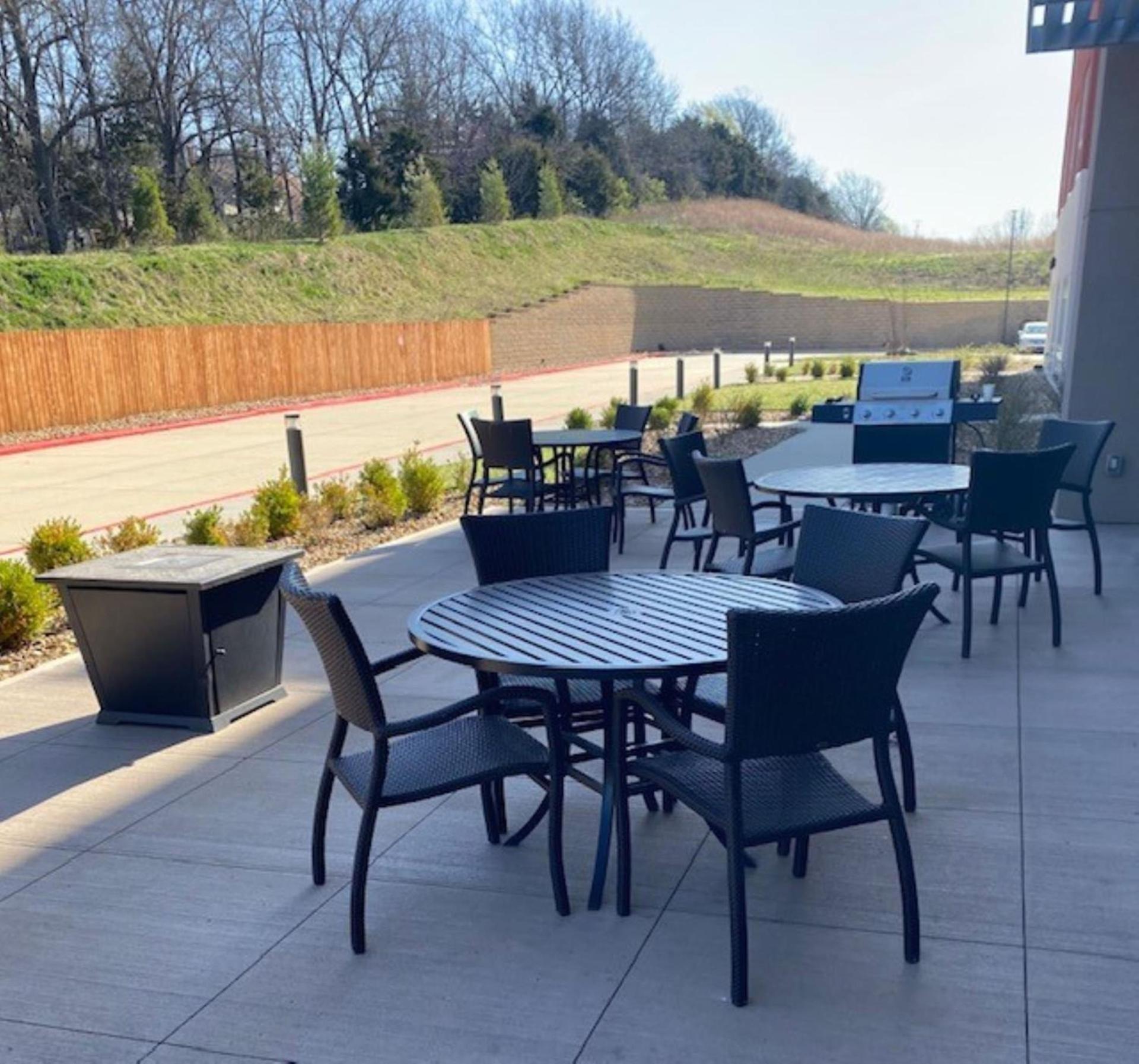 Holiday Inn Express & Suites Warrensburg North by IHG photo 35