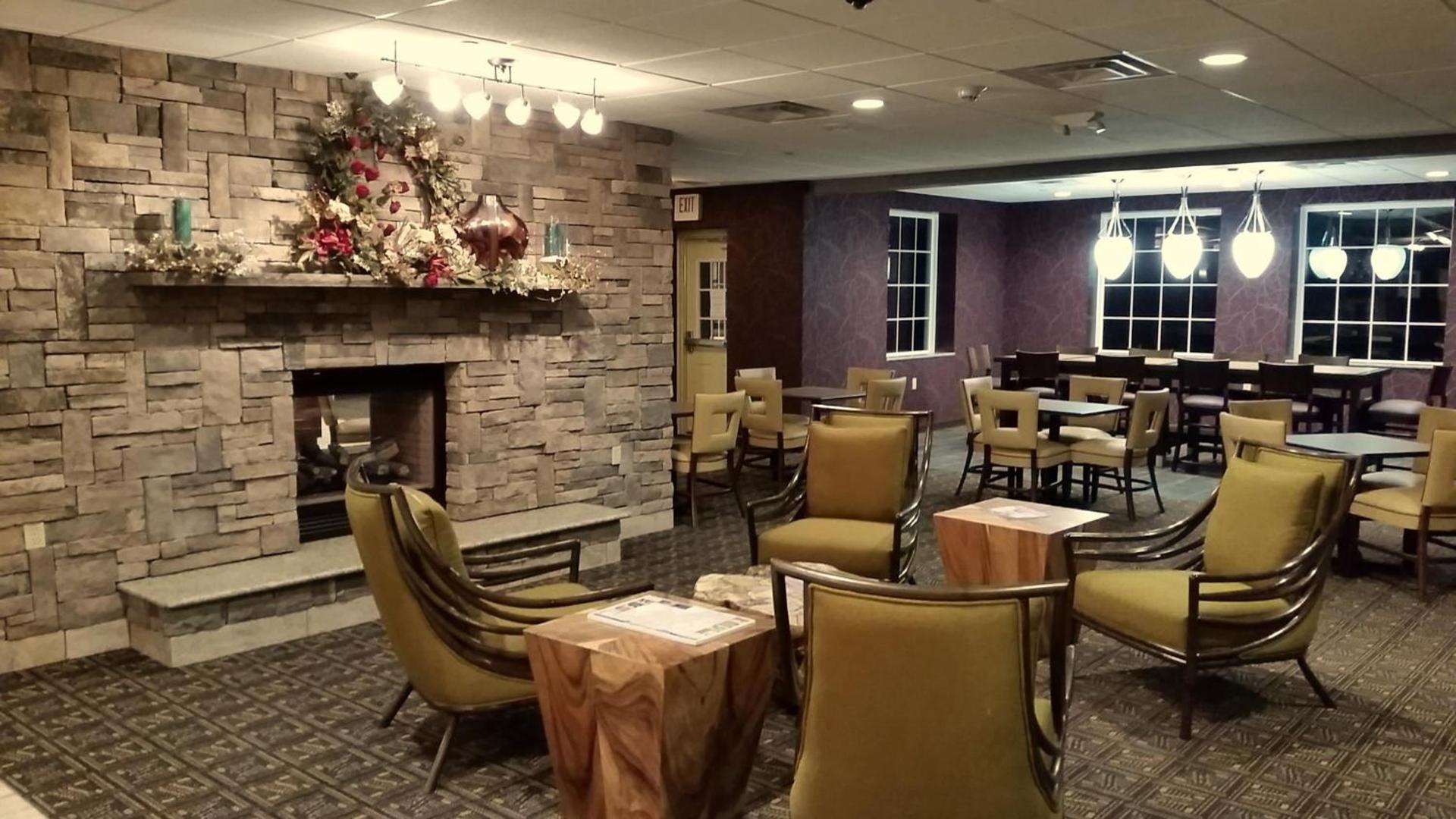 Wingate by Wyndham Elkins photo 26