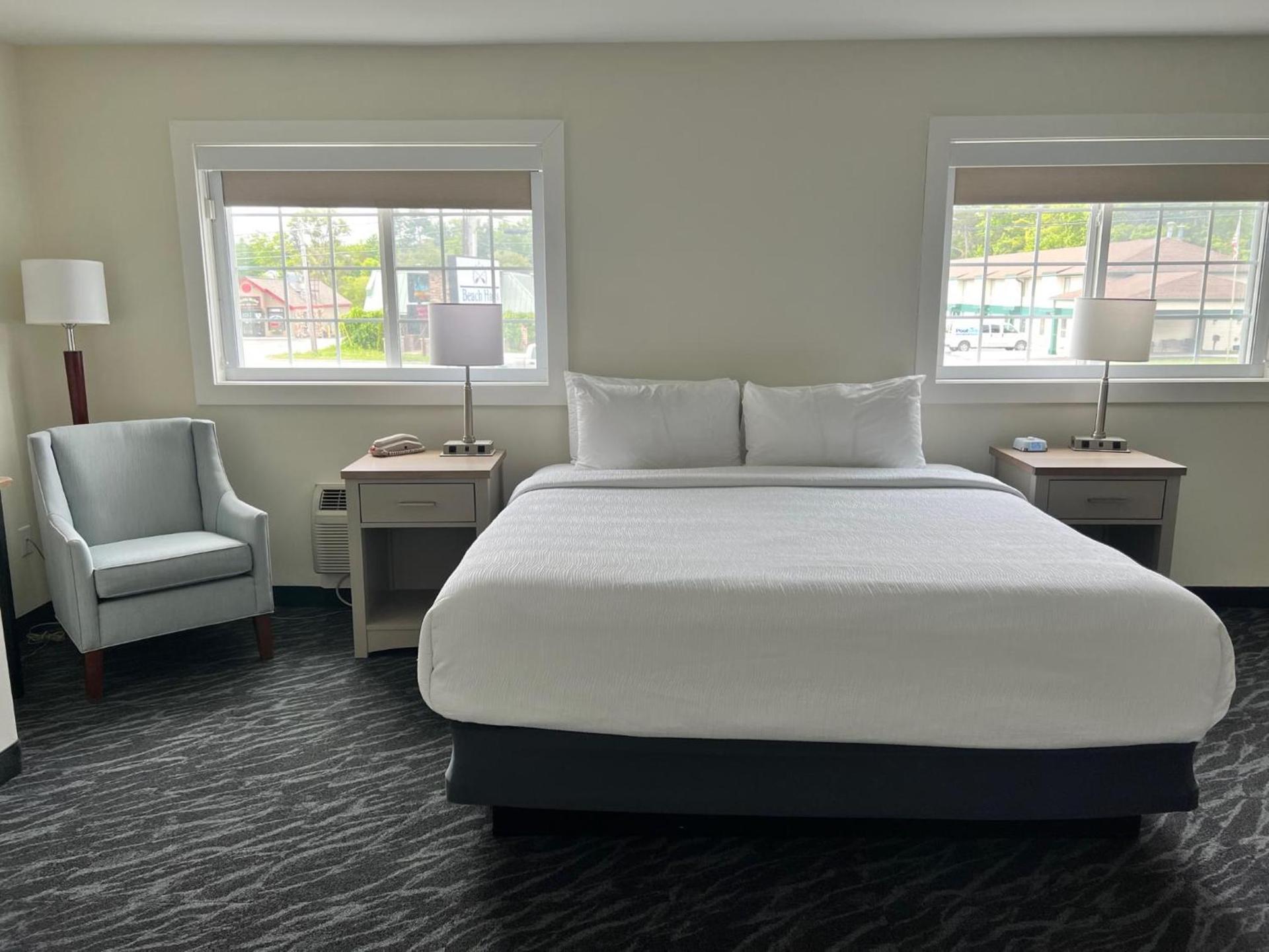 The Beach Haus - Traverse City photo 14