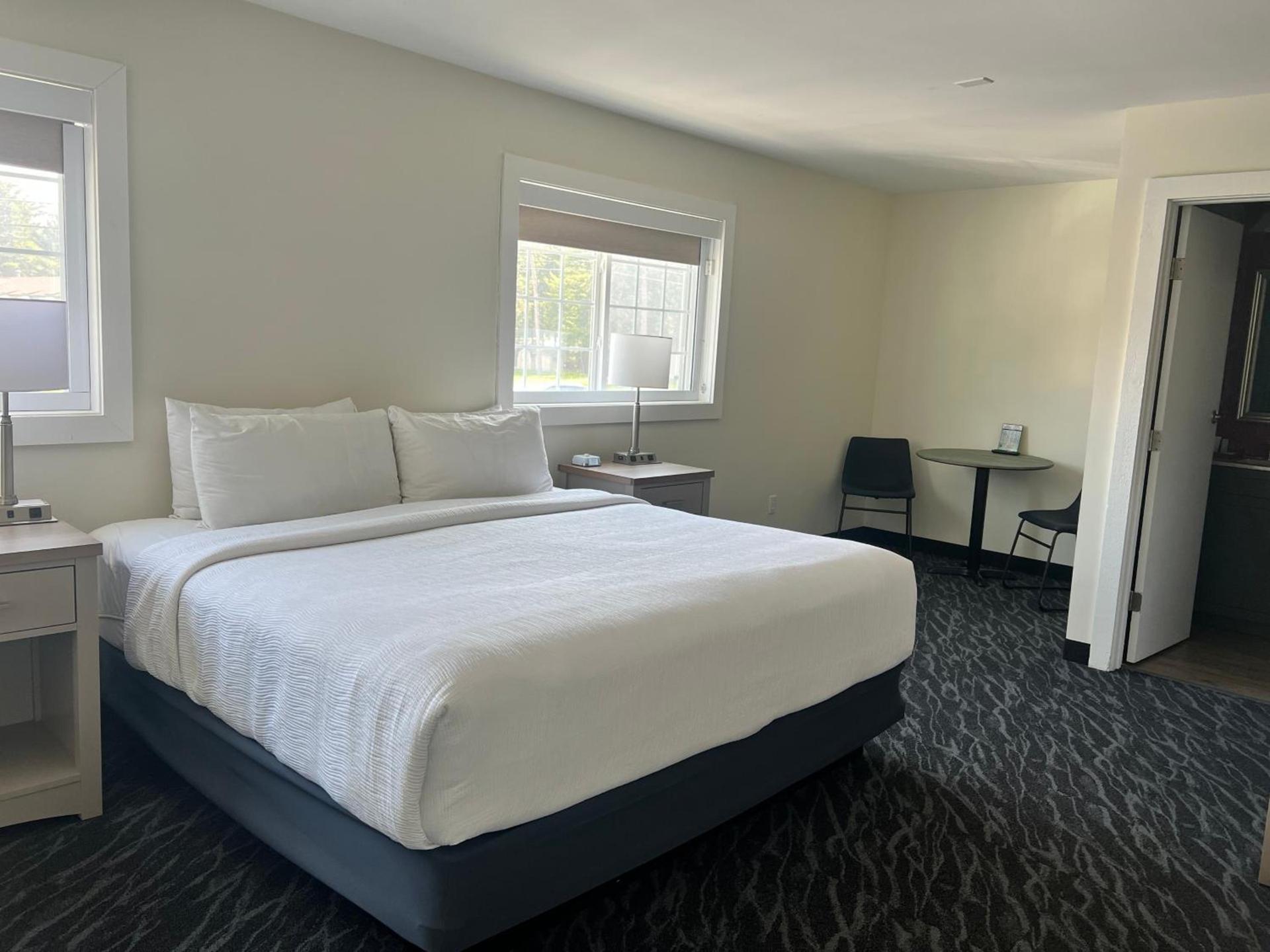 The Beach Haus - Traverse City photo 15