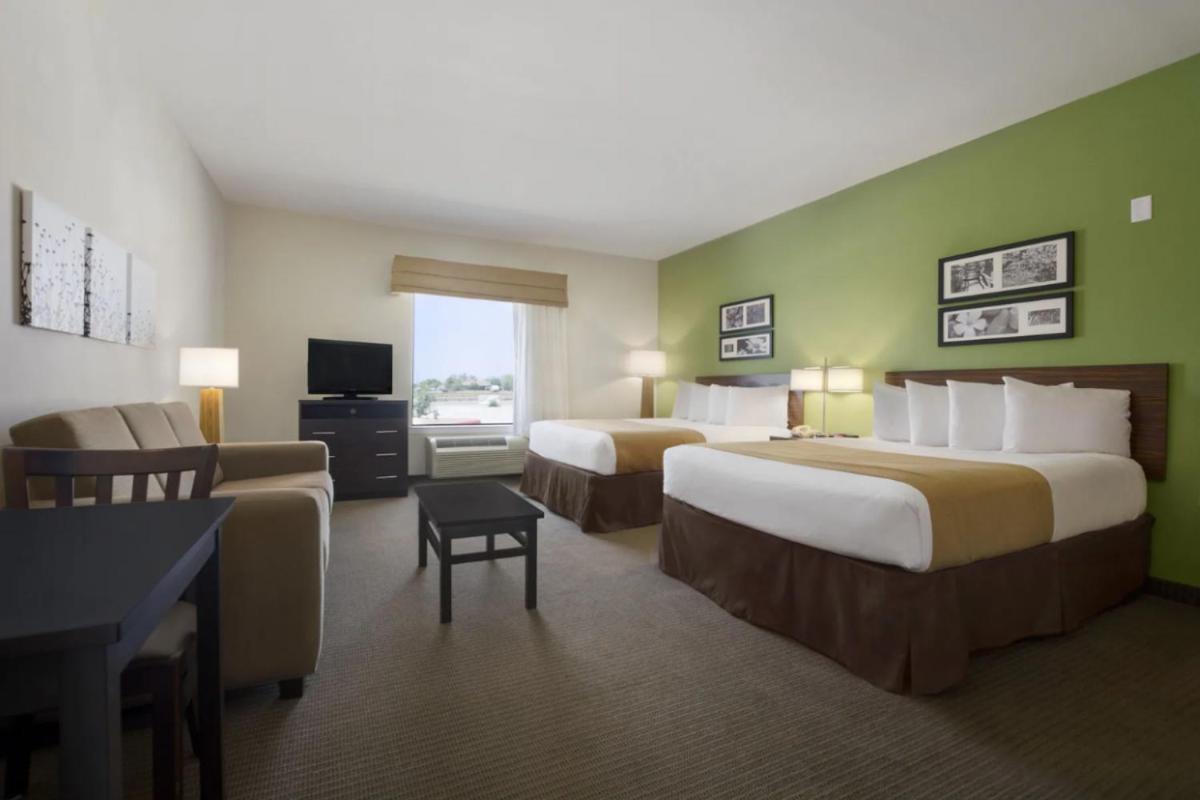 PetroStay Inn & Suites Cotulla photo 15