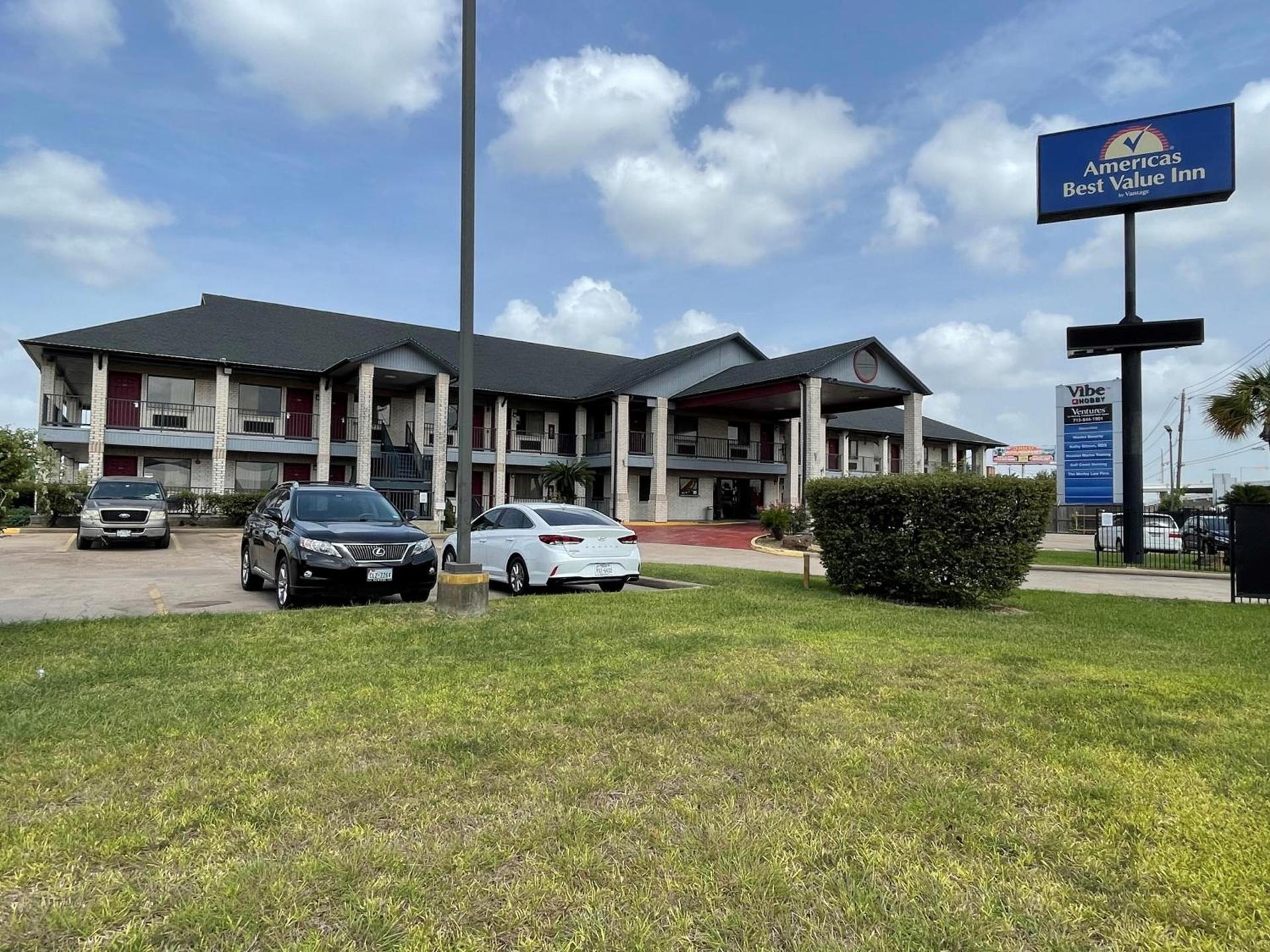 Americas Best Value Inn Hobby Airport photo 1