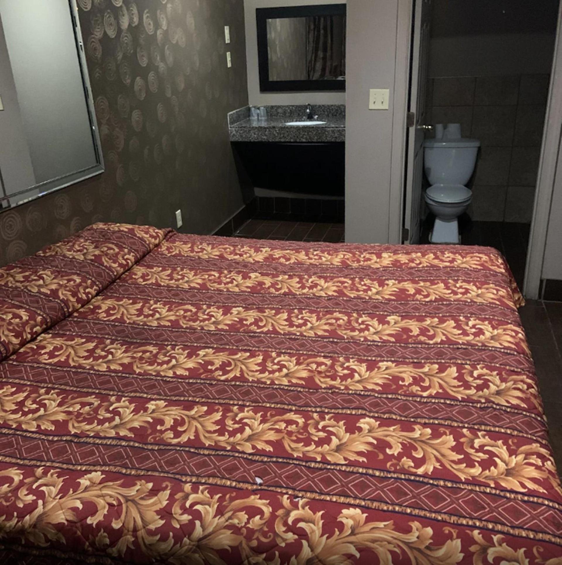 Royal Relax Inn photo 26