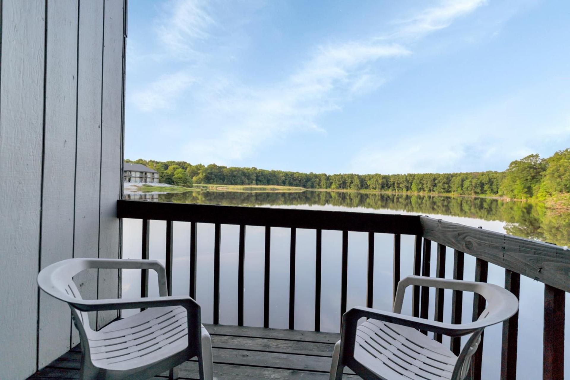 Waterbird Lakeside Inn photo 18