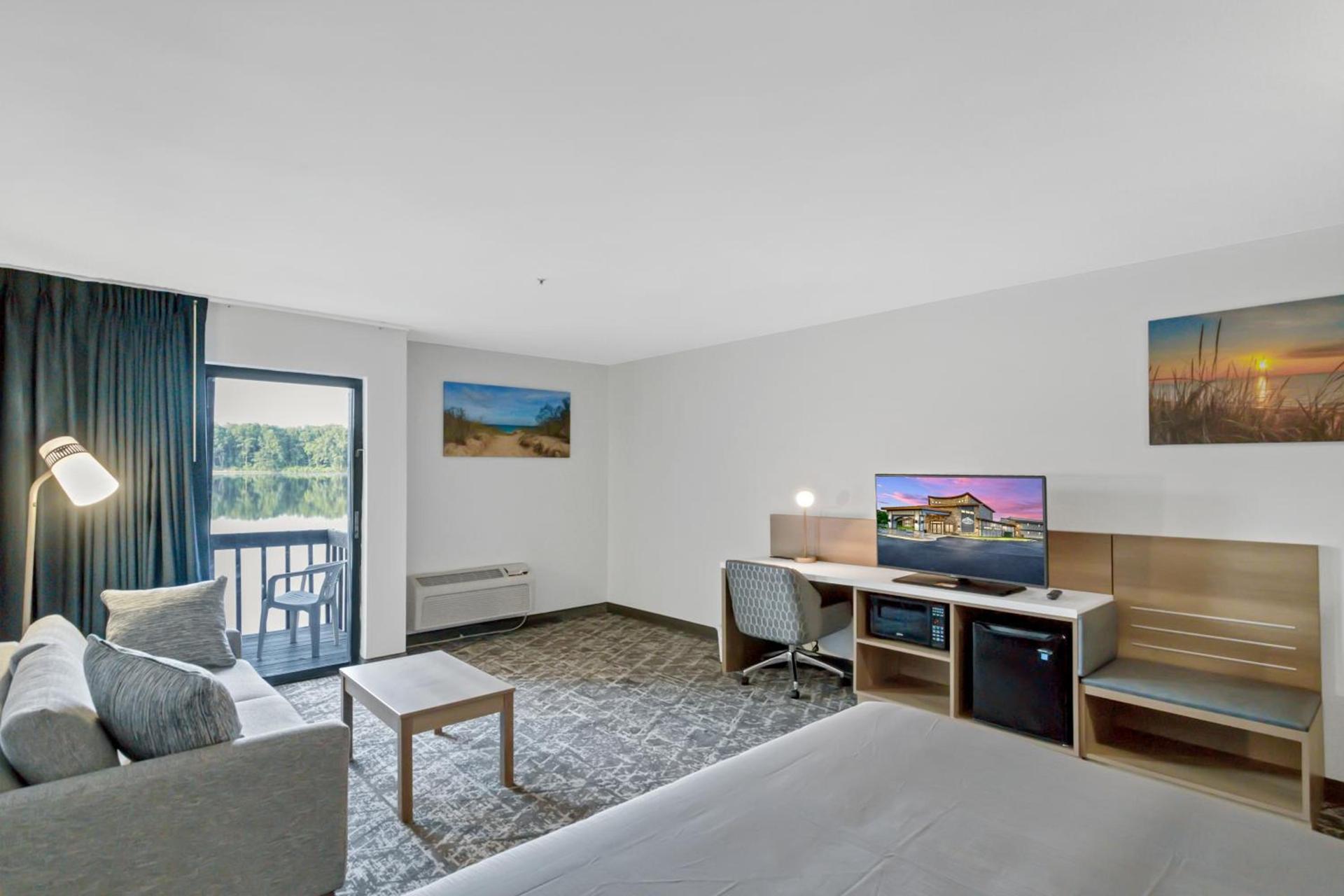 Waterbird Lakeside Inn photo 16