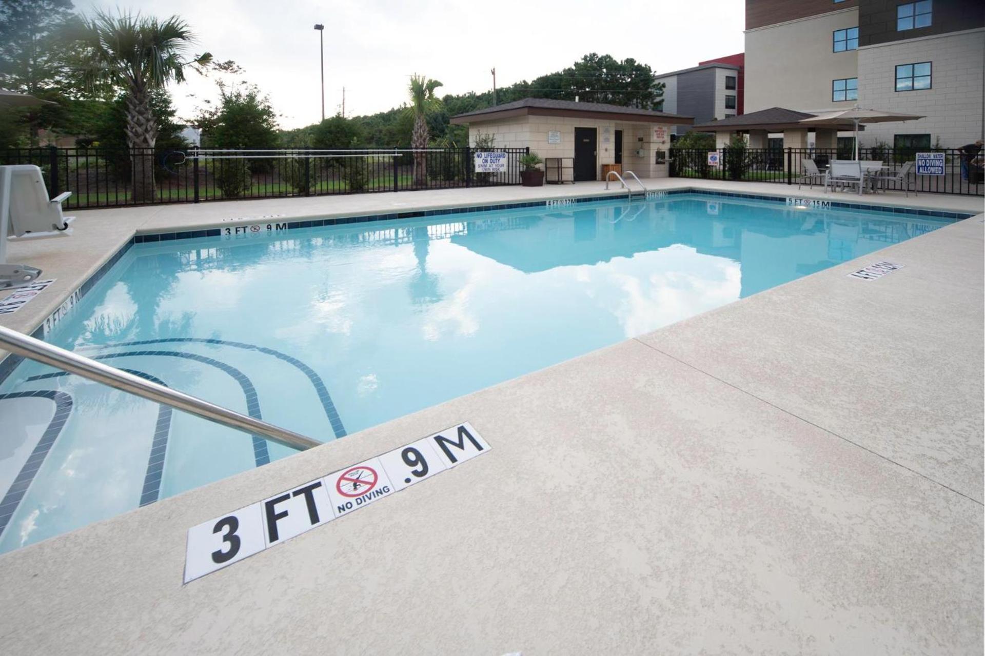 Staybridge Suites - Summerville by IHG photo 26