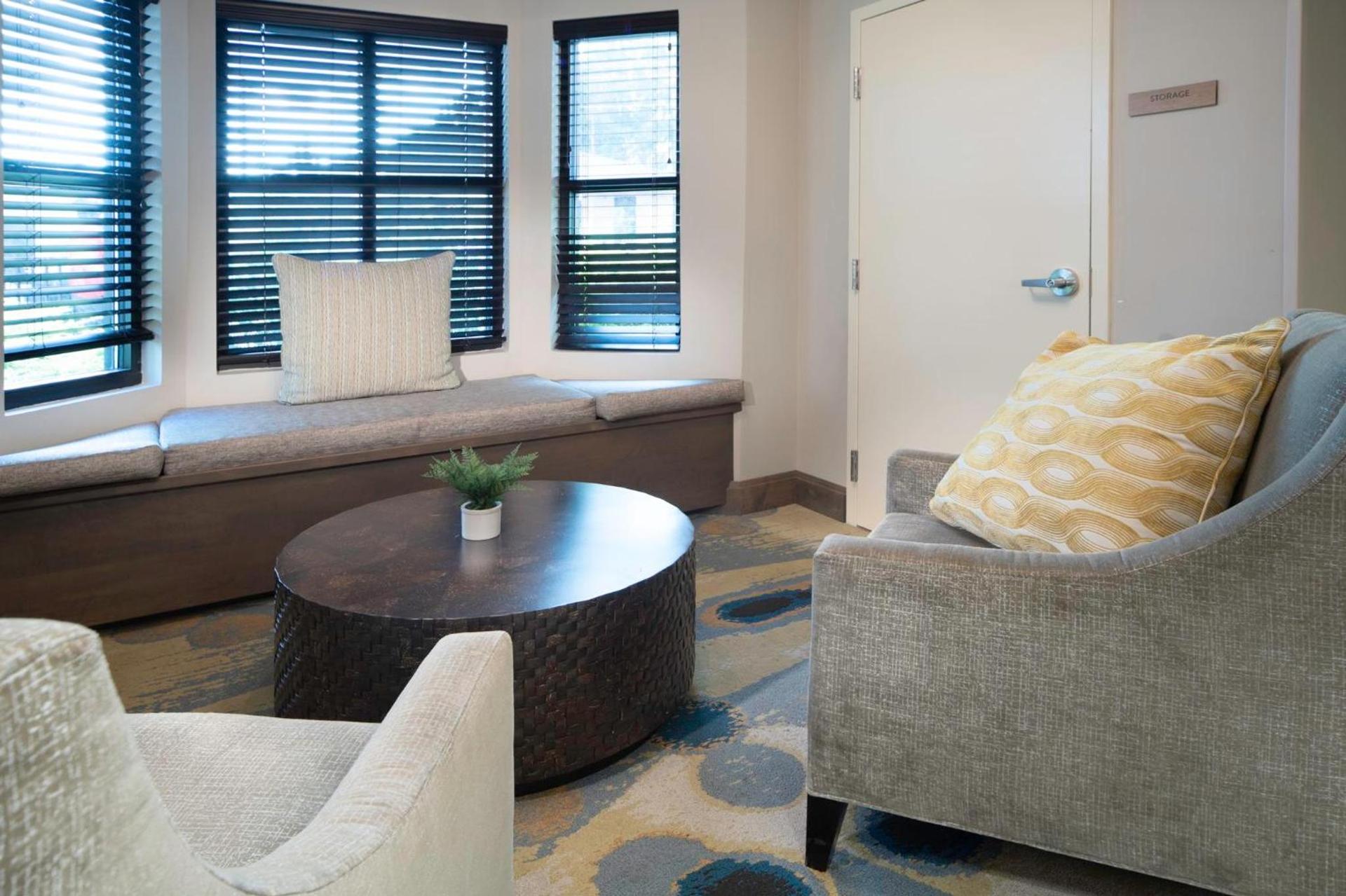 Staybridge Suites - Summerville by IHG photo 29