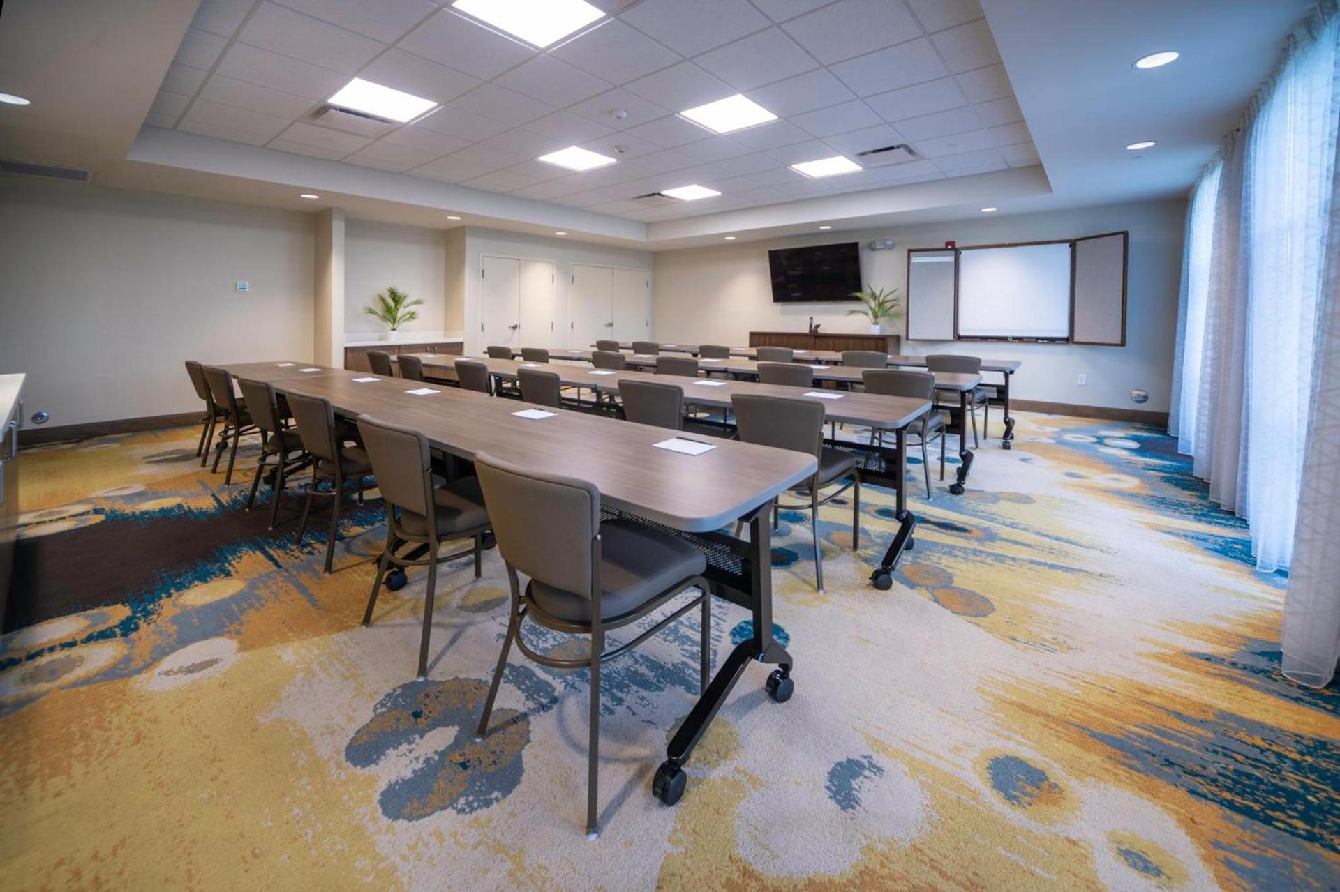 Staybridge Suites - Summerville by IHG photo 35