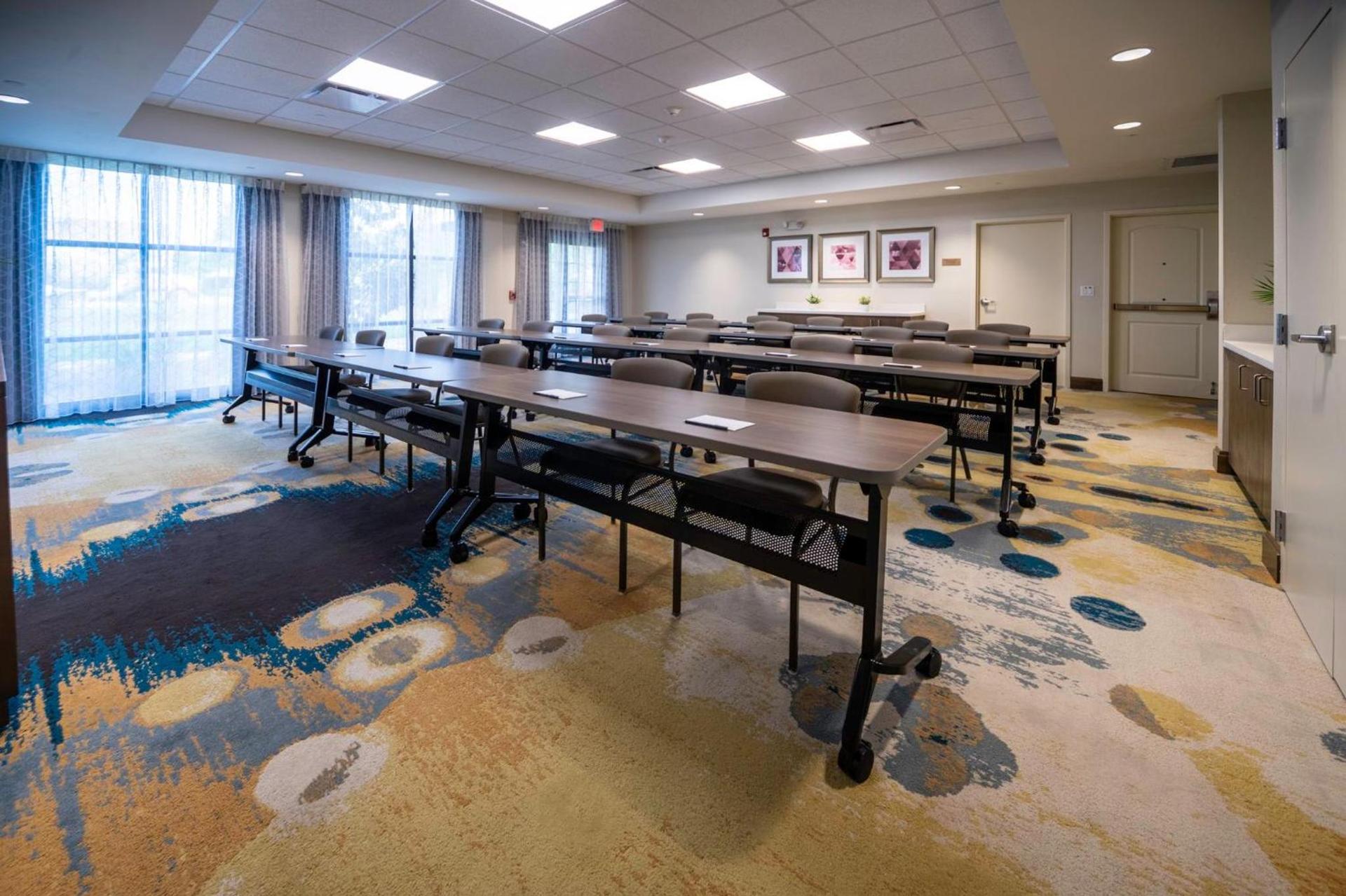 Staybridge Suites - Summerville by IHG photo 51