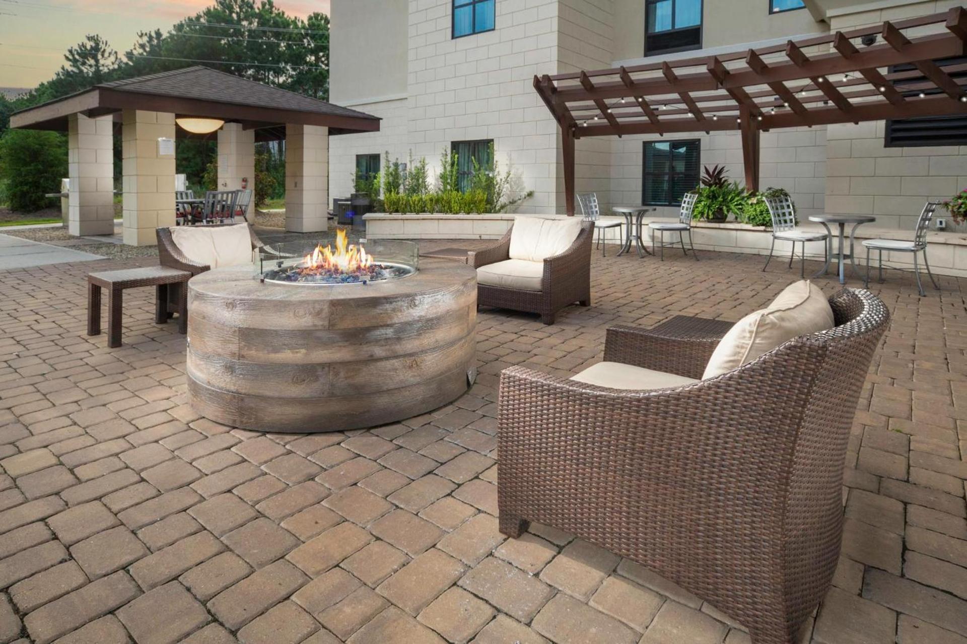 Staybridge Suites - Summerville by IHG photo 53