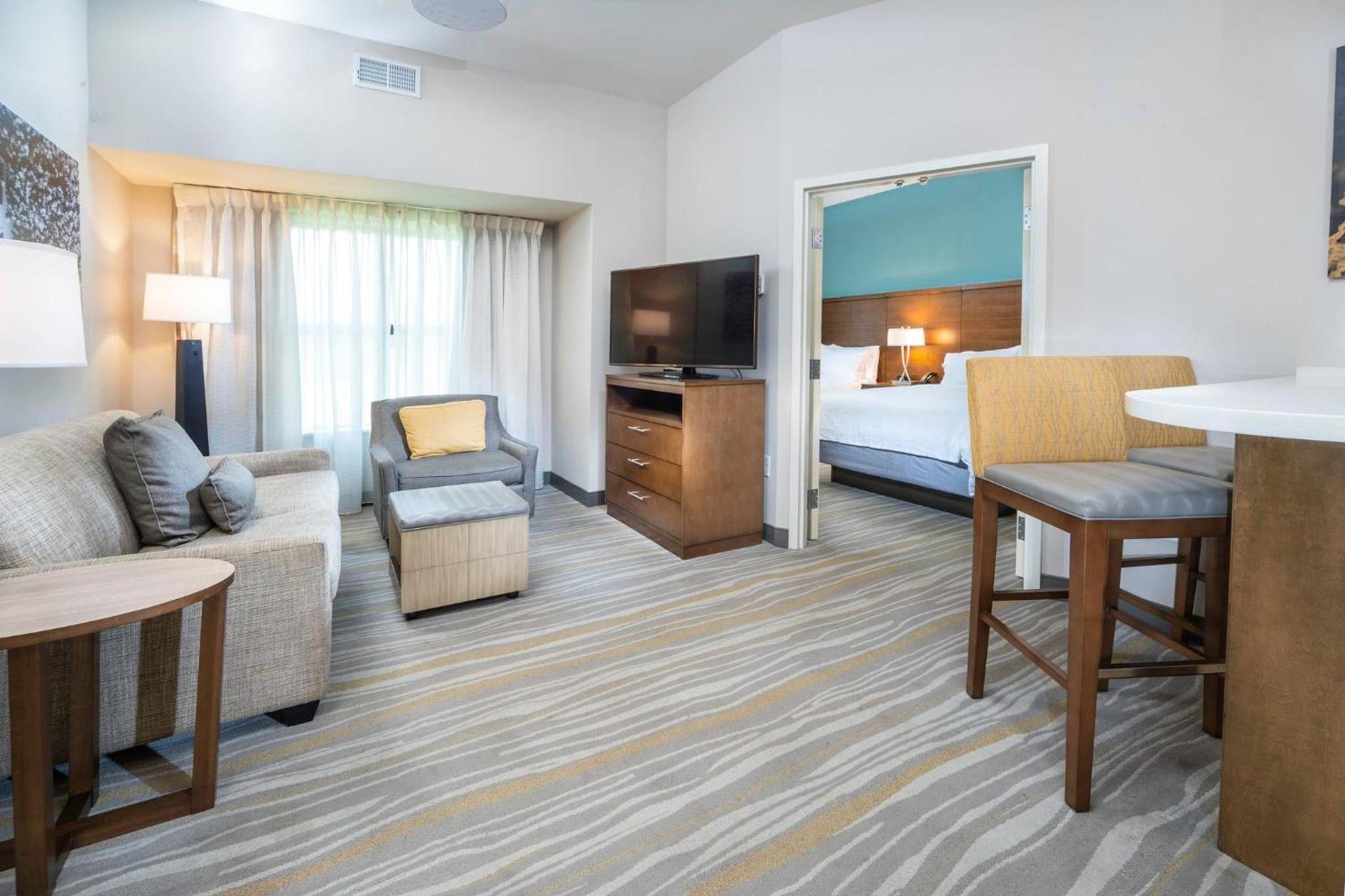 Staybridge Suites - Summerville by IHG photo 77