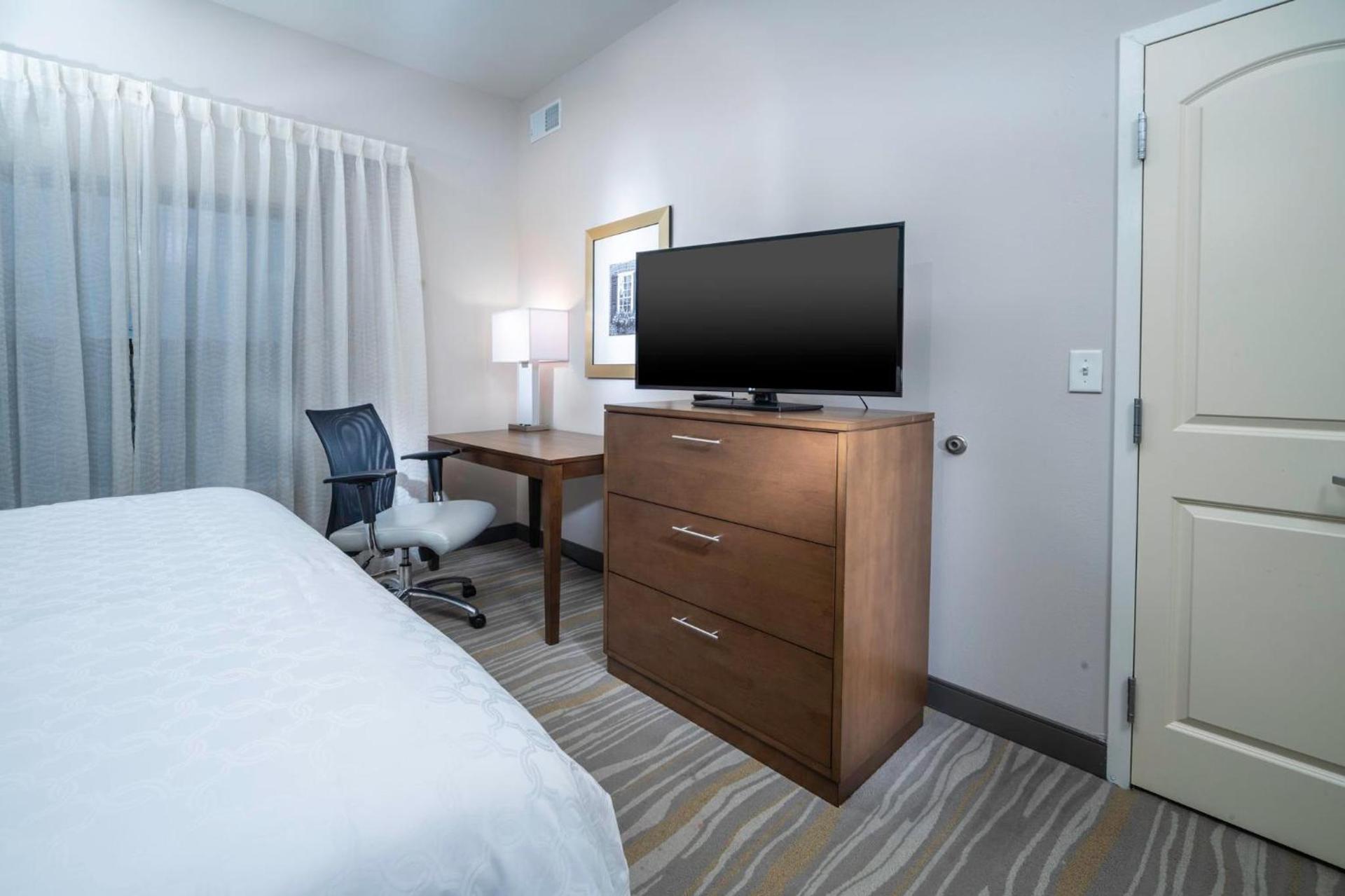 Staybridge Suites - Summerville by IHG photo 70