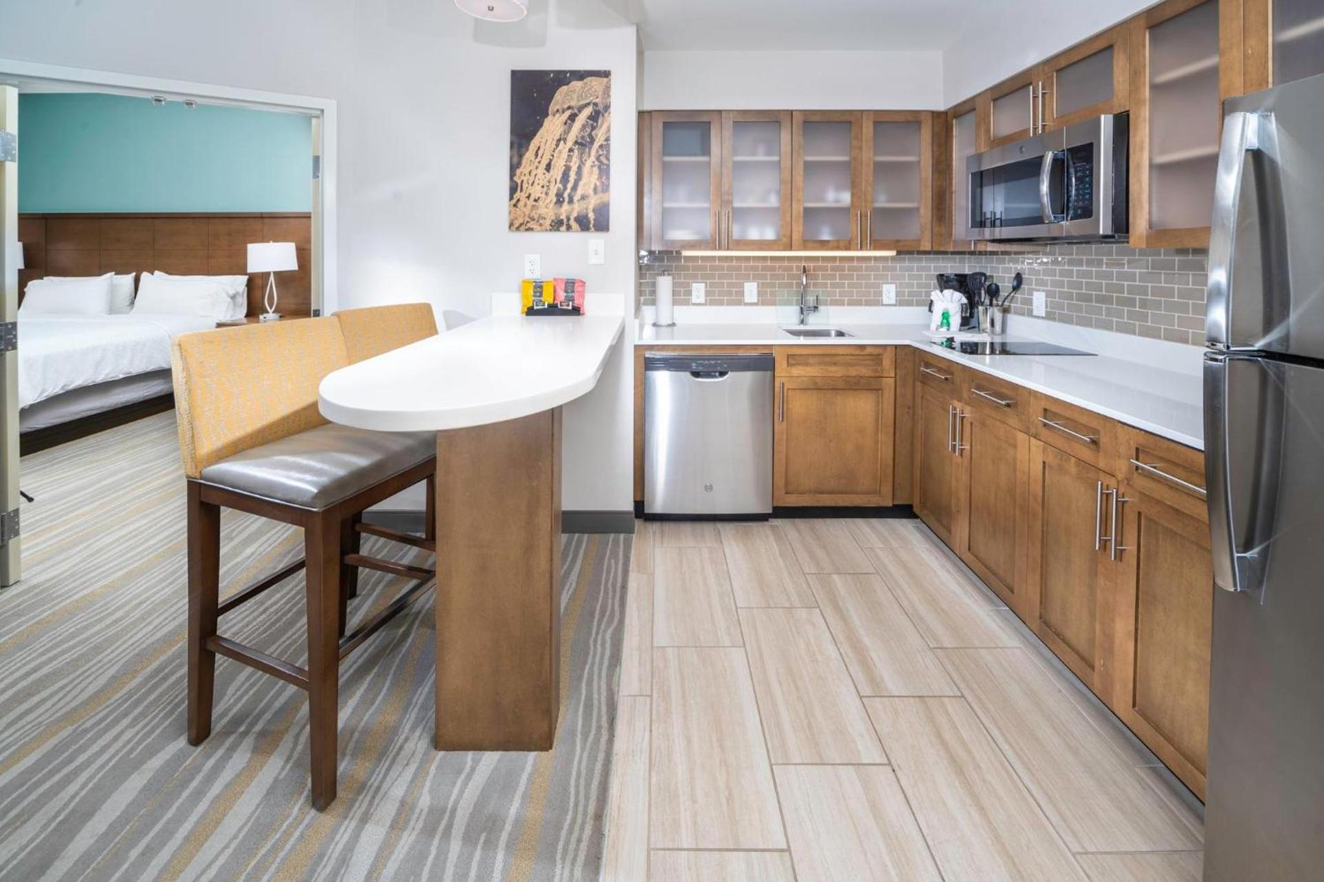Staybridge Suites - Summerville by IHG photo 73