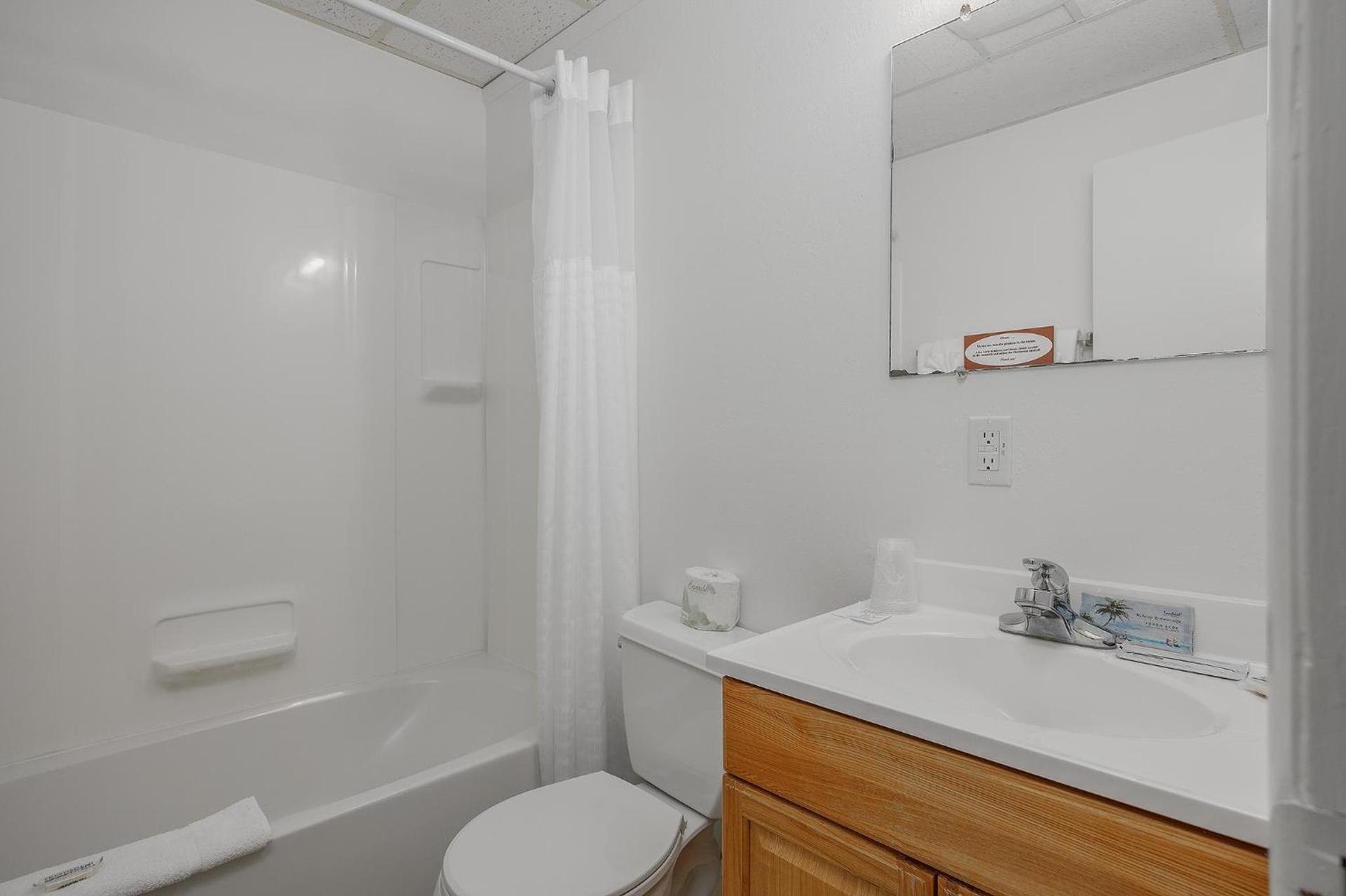 Golden North Inn photo 16