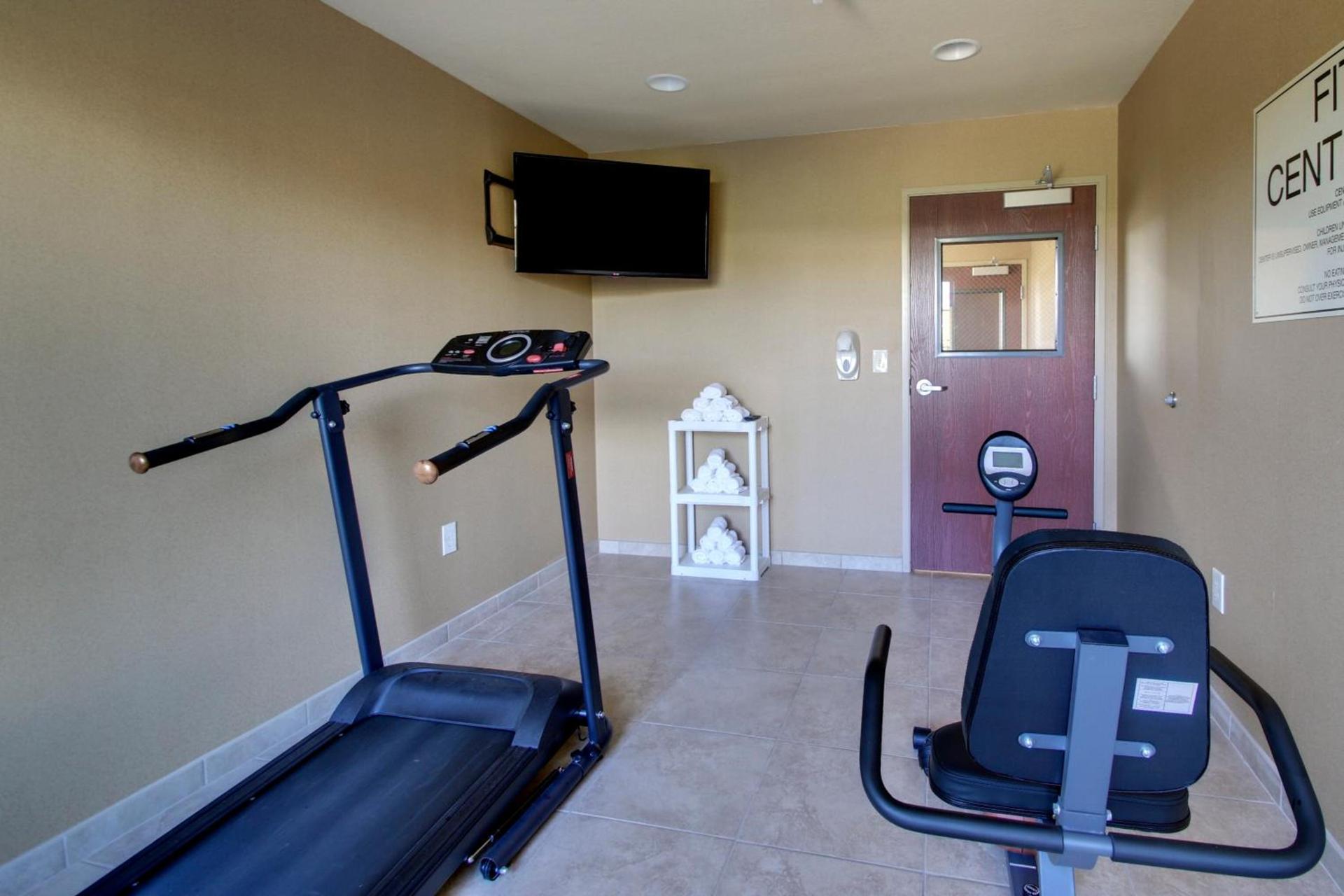 Cobblestone Inn & Suites - Avoca photo 27