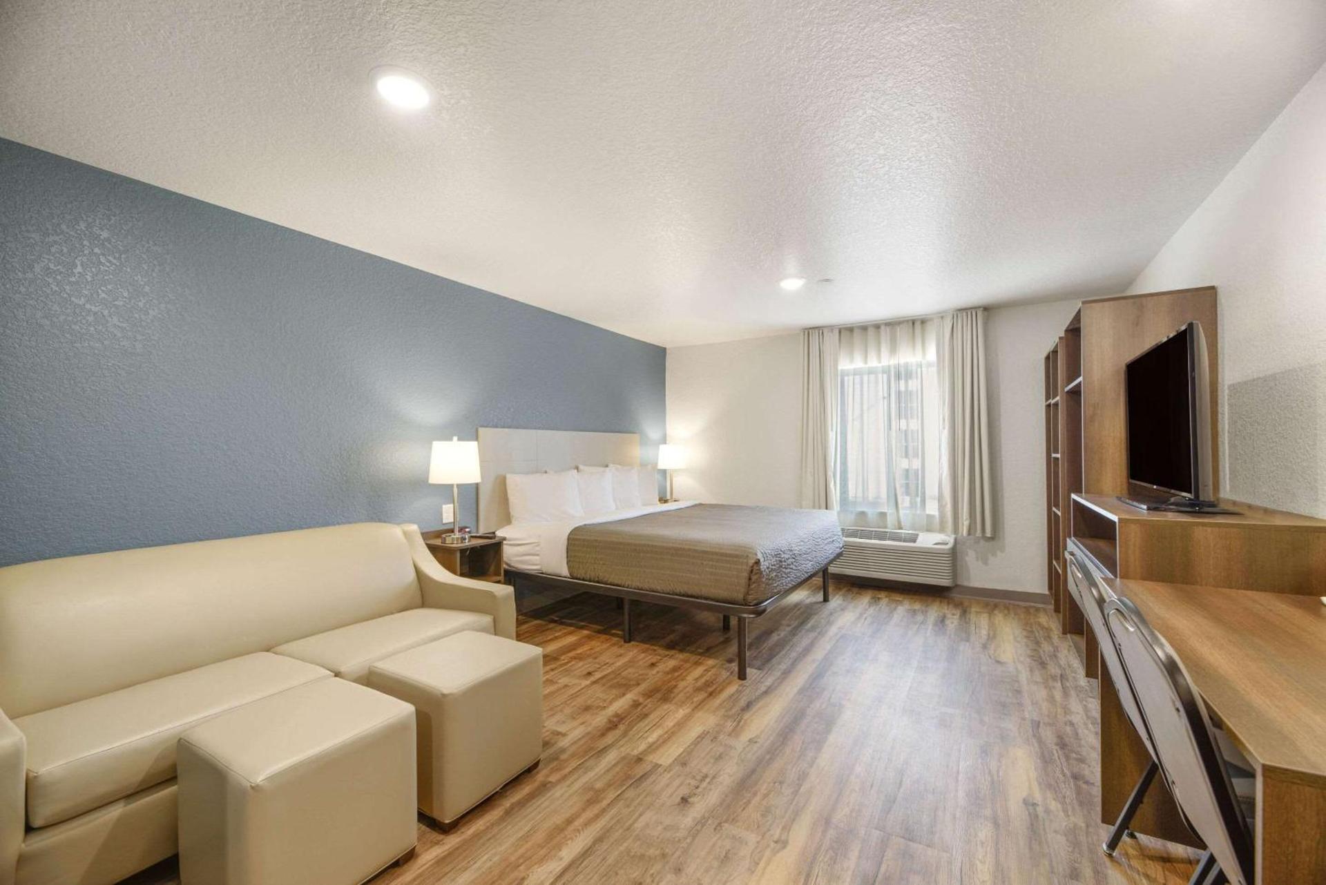 WoodSpring Suites Orlando I-4 & Convention Center photo 12