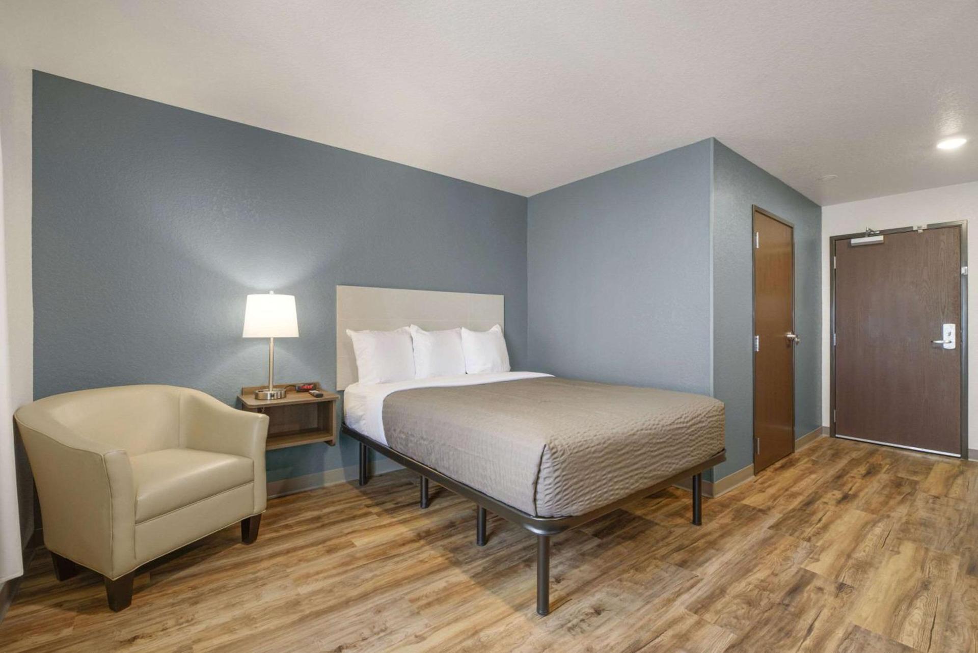 WoodSpring Suites Orlando I-4 & Convention Center photo 14